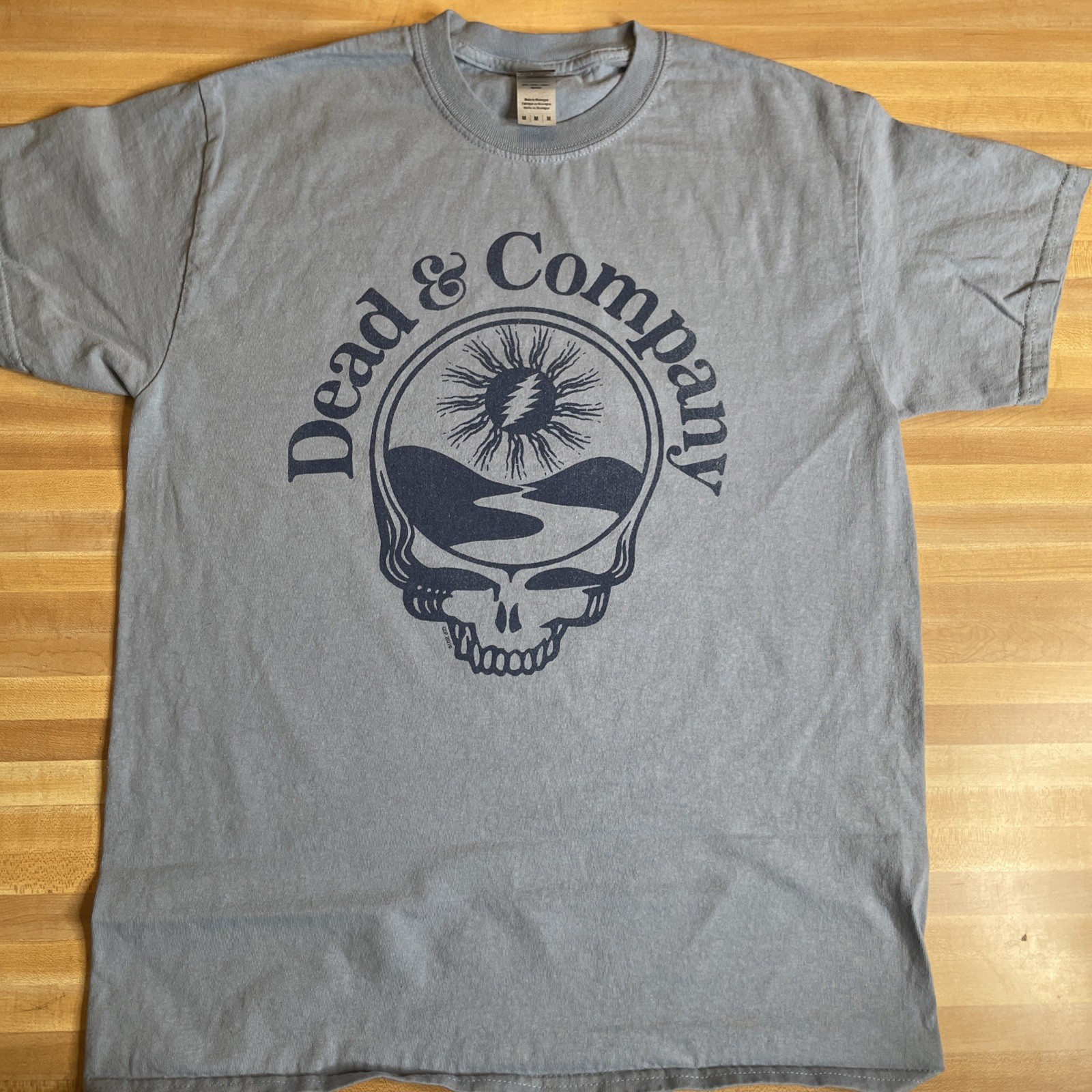 Dead & Company Darien Lake NY August 25, 2021 T Shirt  Size Medium Light Blue