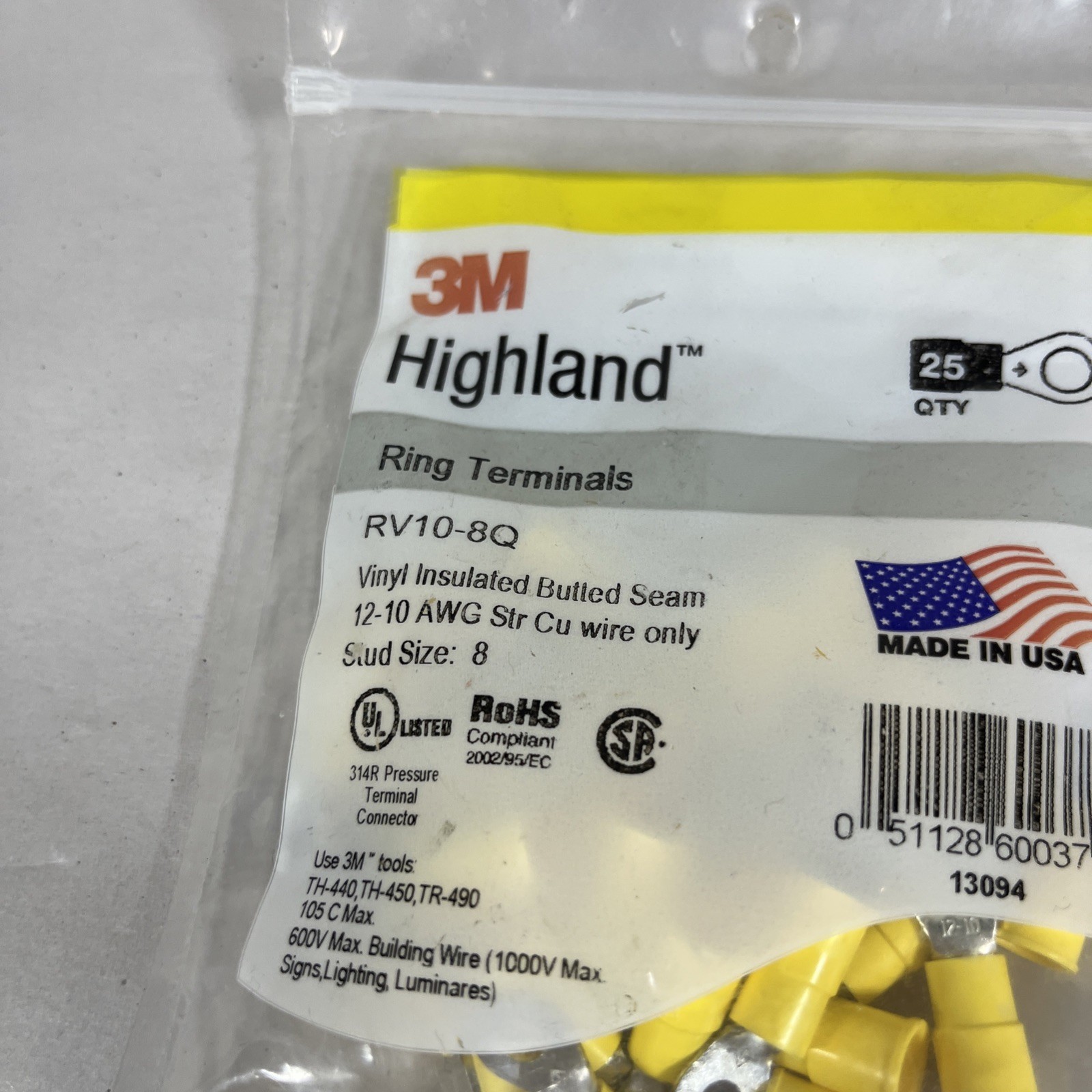 3M Highland Vinyl Insulated Ring Terminal RV10-8Q, AWG 12-10 Standard-Style Ring