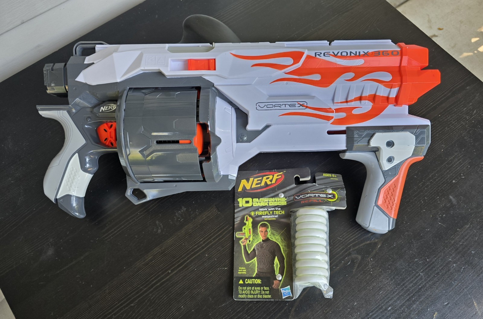 2012 Nerf Vortex Revonix 360 Disc Blaster W/ Ammo Included Works Great See Vid!!