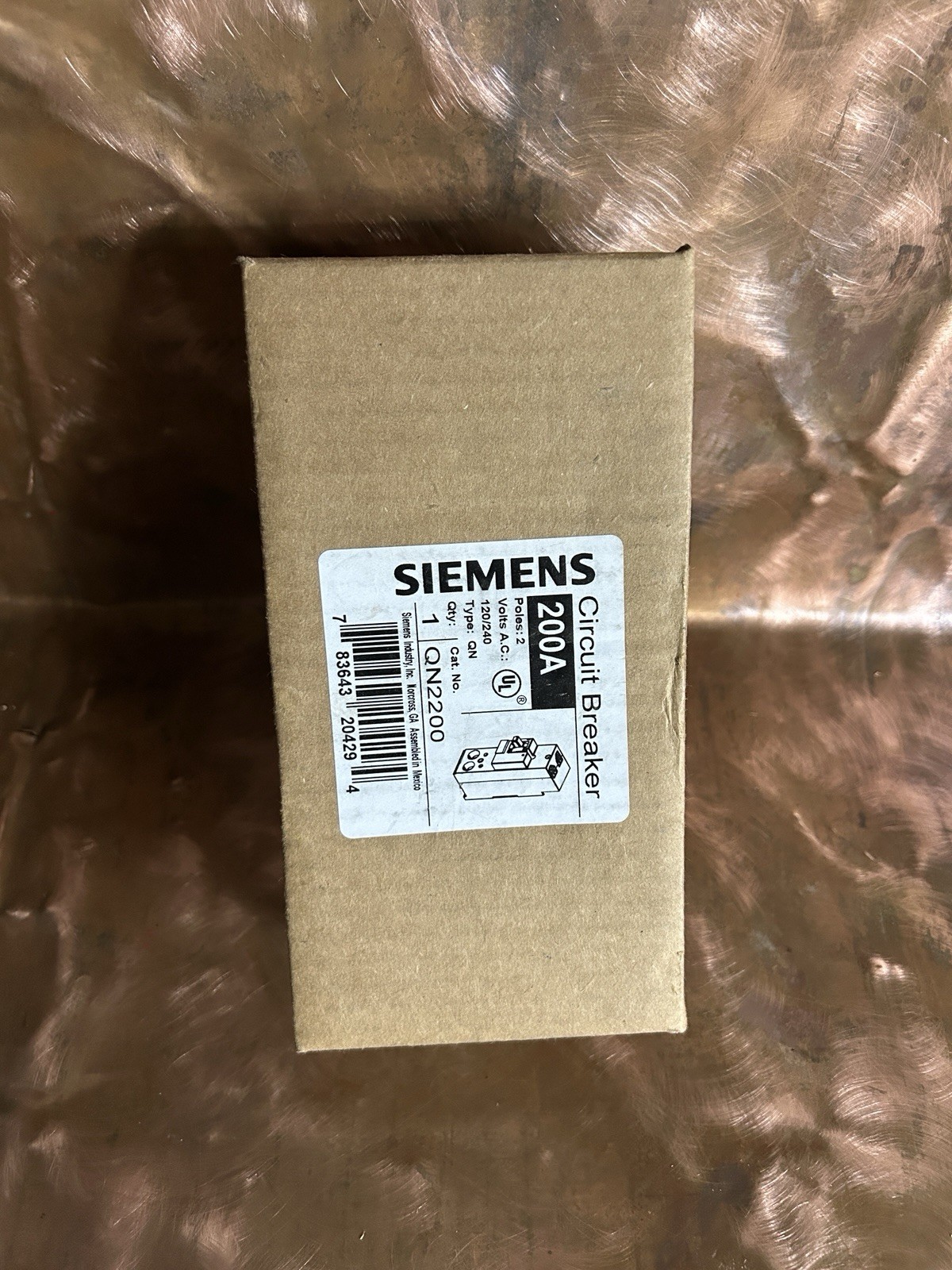 NIB - Siemens - QN2200 - Molded Case Circuit Breaker - 200A, 1-Phase, 240V