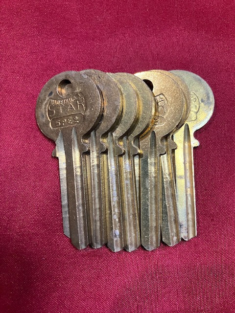 Lot Of 7 Star P1(5PE2) Keyblanks
