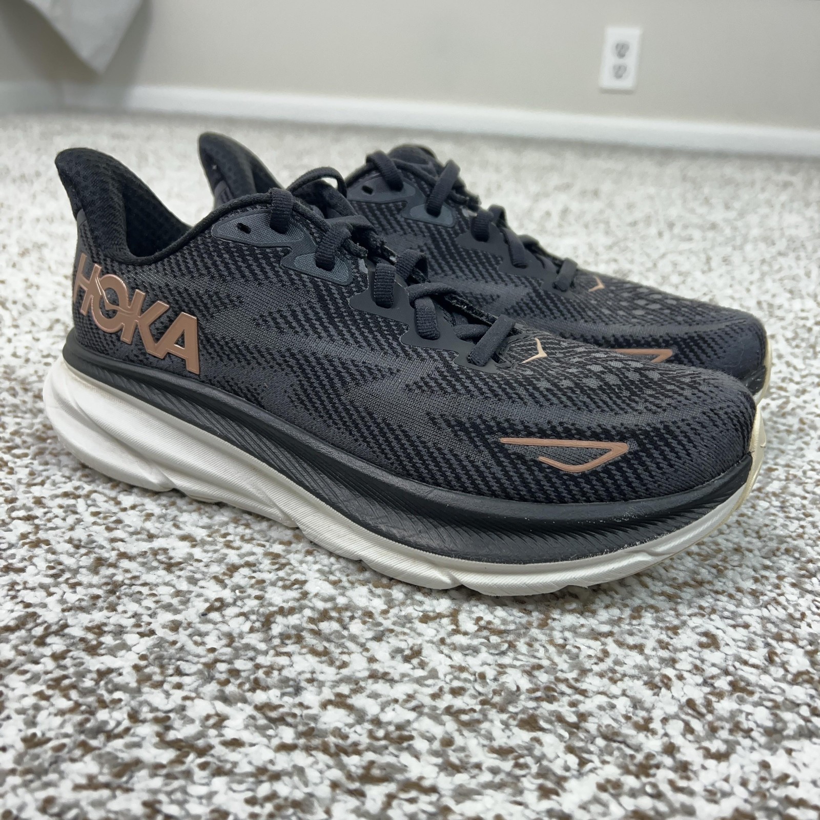 Hoka One One Clifton 9 Shoes Womens Size 6.5 Black Running Sneakers Cushioned