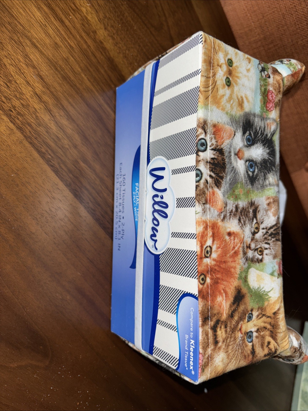 "Cats" Animal Sofa Tissue* Box Cover With In Place Pillows