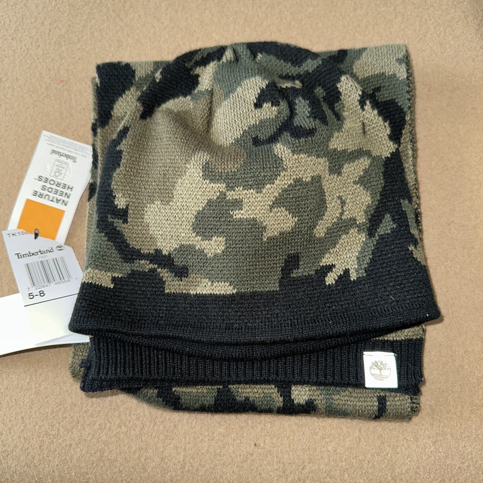 NEW Boys Set Timberland Boys Camo Scarf & Hat Reversible Beanie Sz 5-8 Small/Med