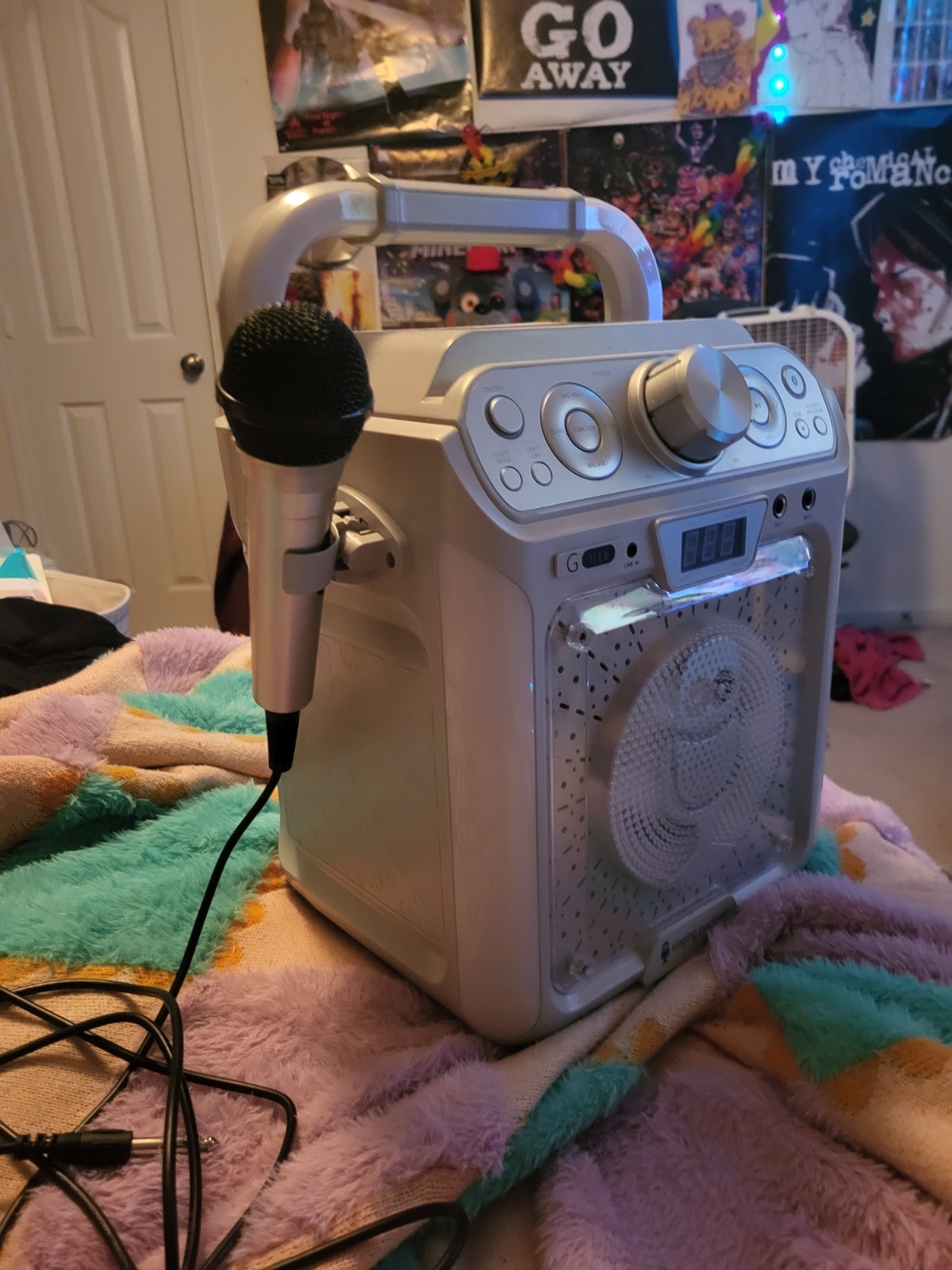 karaoke machine with cd player