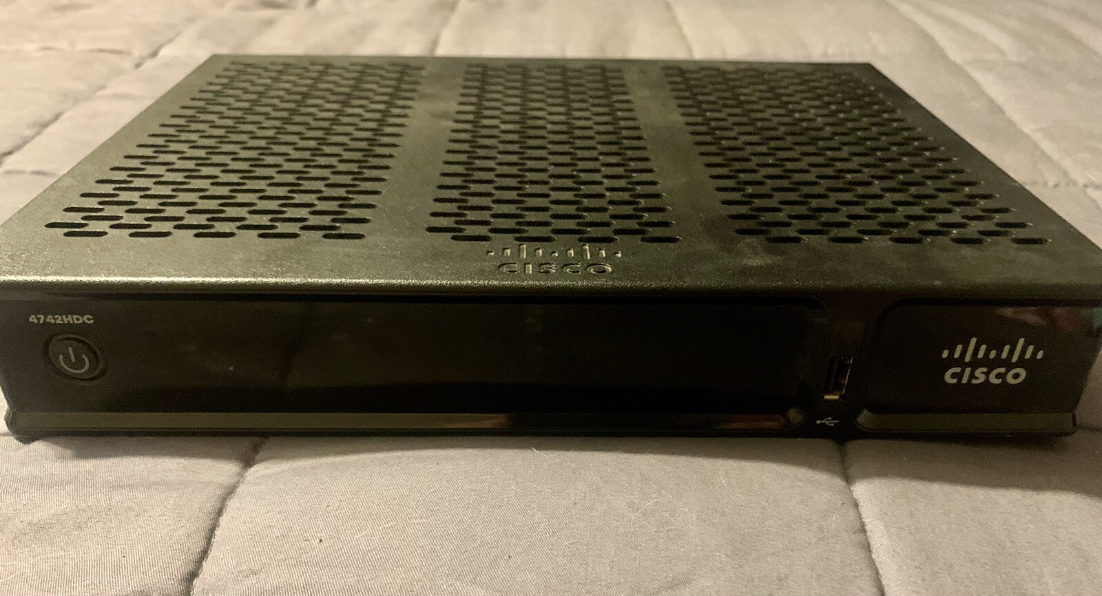 Cisco 4742HDC PROD High Definition HD Receiver Cable Box with Power Cord