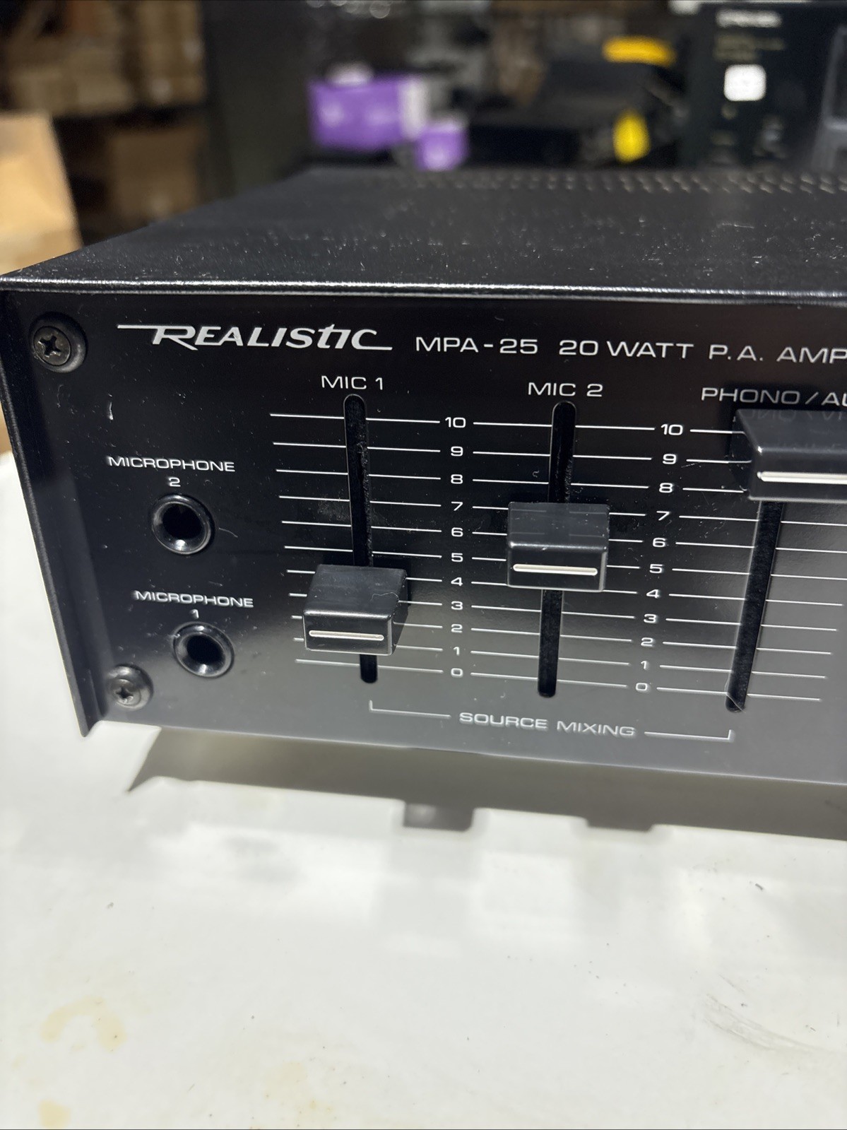 REALISTIC - MPA-25 20-Watt PA Amplifier - 32-2033A