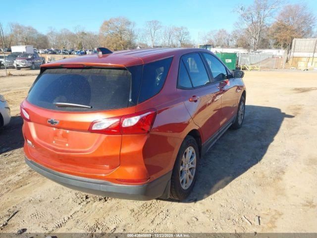 EQUINOX 2020 Glove Box 4968616