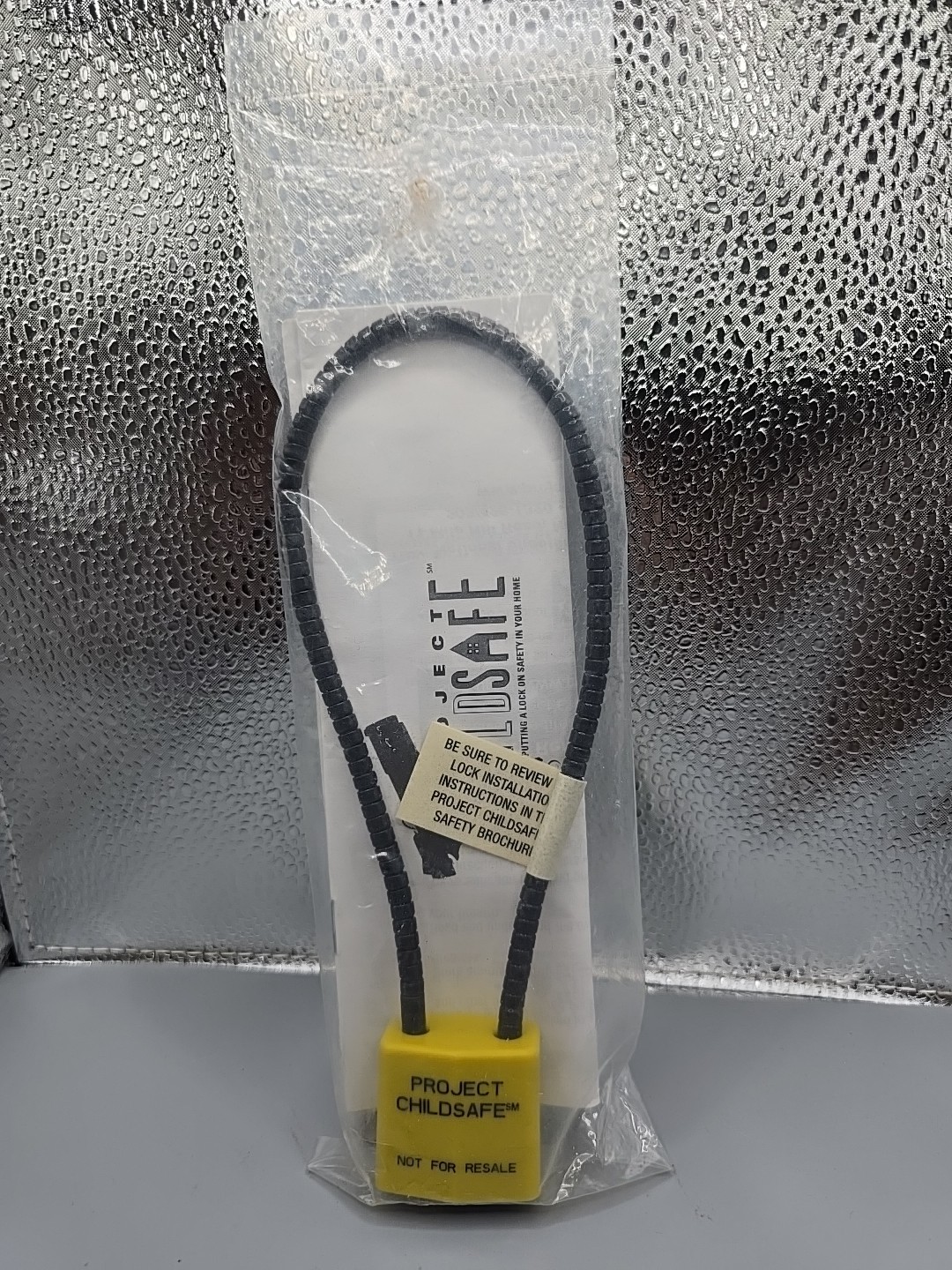 Project Childsafe Cable Gun Lock - New In Package. 2 Keys.