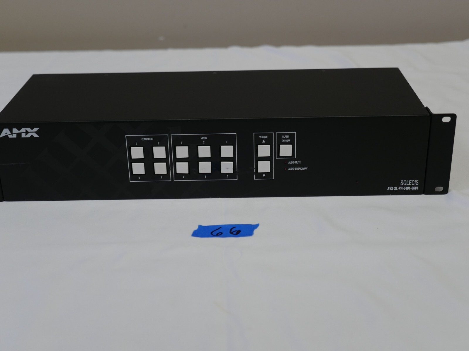 AMX Solecis AVS-SL-0401-838 4x1 RGBHV HD-15, Video/Audio Stereo Switcher