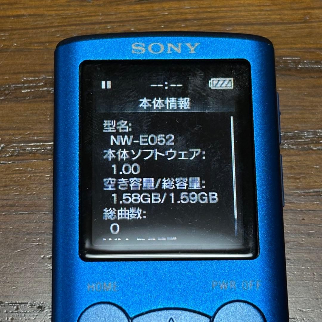 Sony NW E052K 2GB Walkman Digital Player Blue Compact Portable Micro