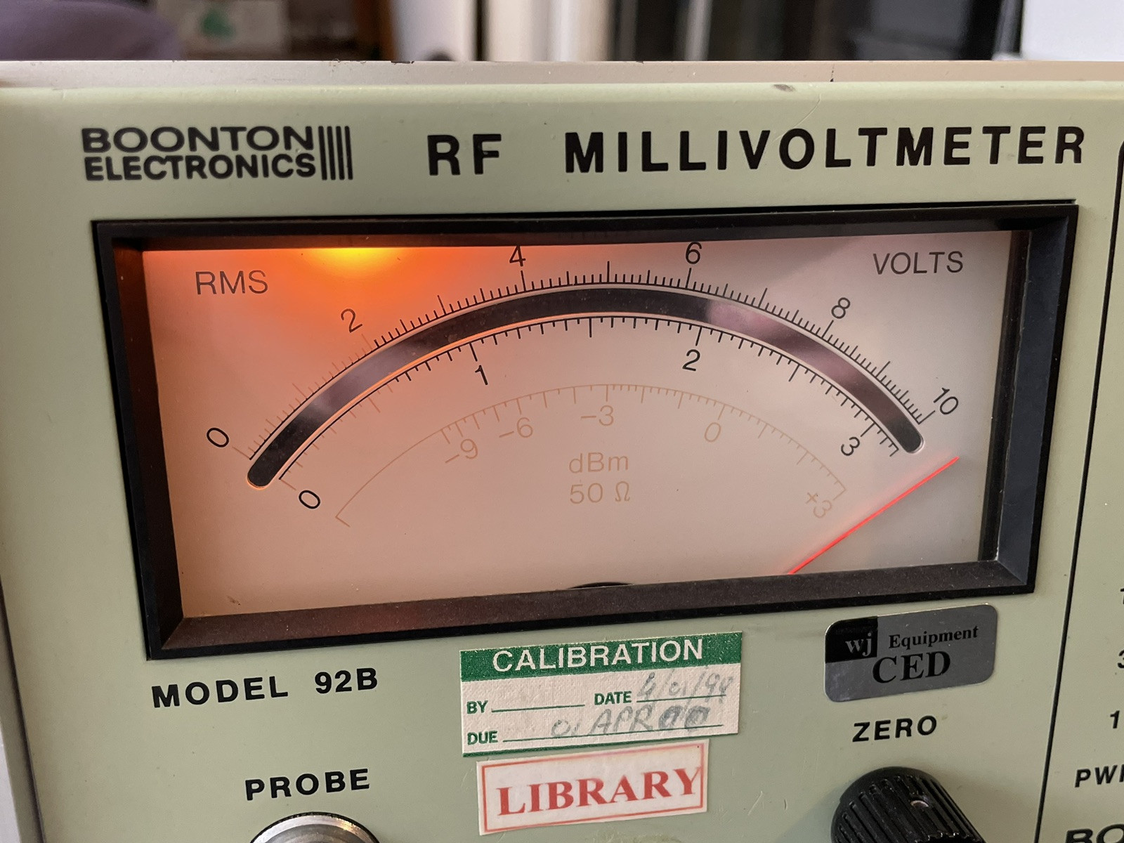 Boonton RF Millivolt Meter Model 92B No Probe Powers On As Is