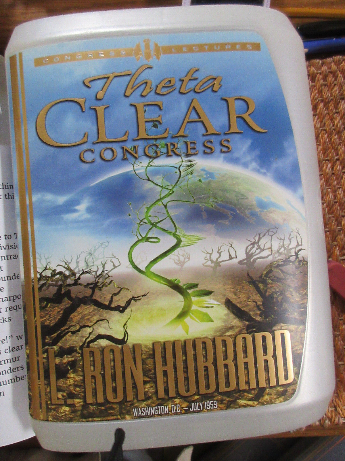 THETA CLEAR CONGRESS (Congress Lectures) by L. Ron Hubbard (2005-05-04)