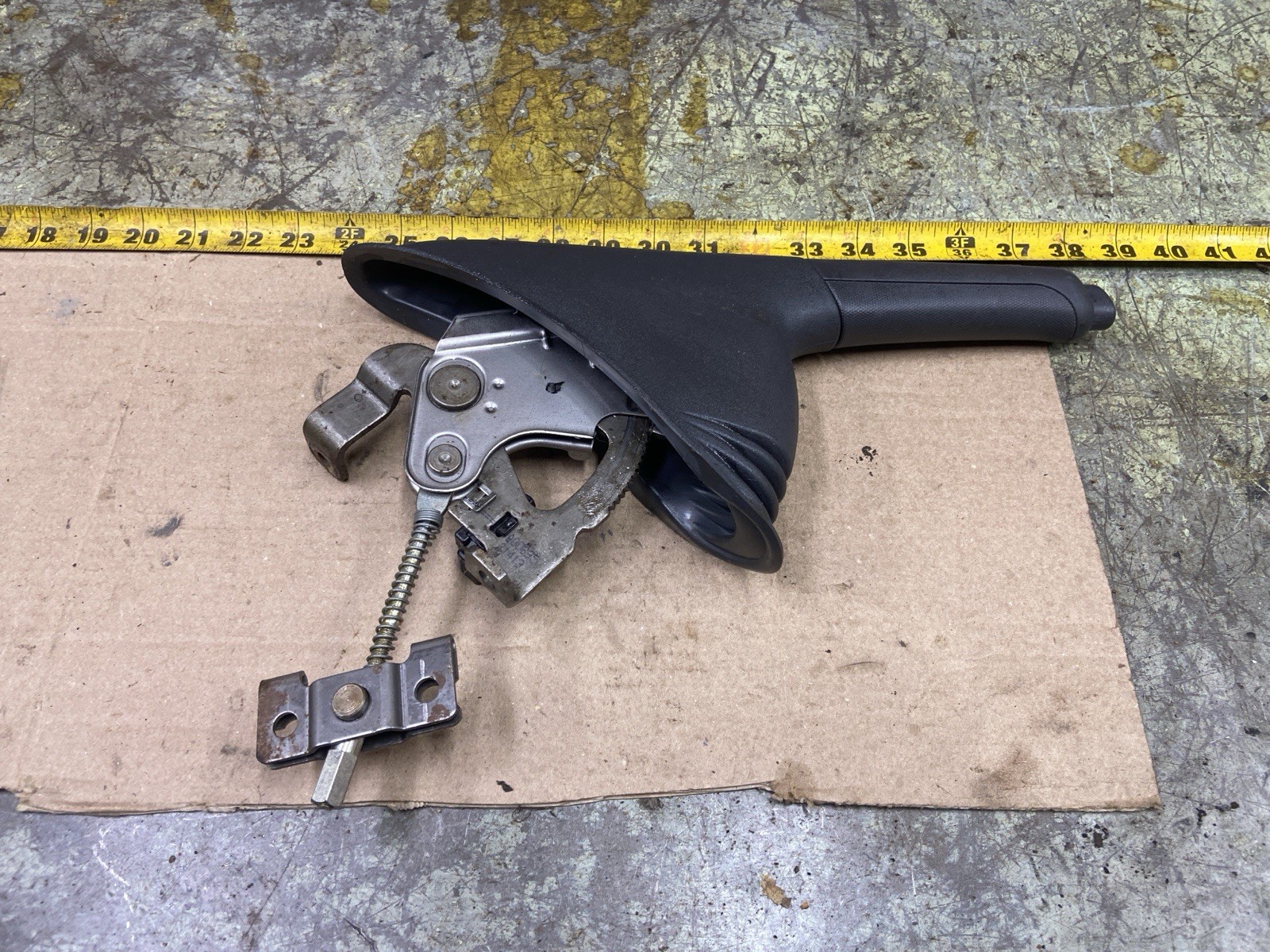 2012-2018 2 Door FIAT 500 POP Park Brake Lever Handle Assembly