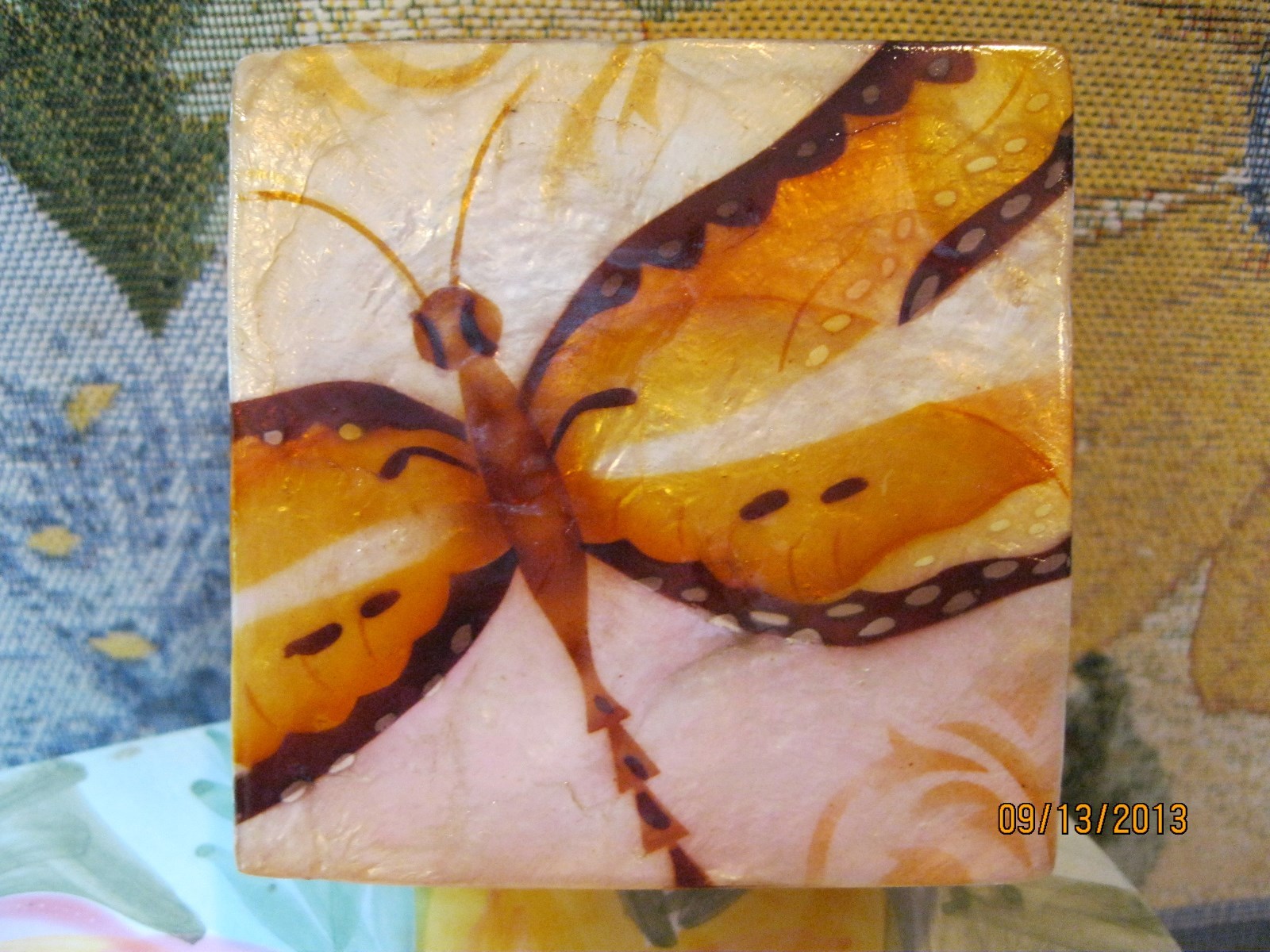 1740F *       DRAGONFLY  ~ ORANGE ~  CAPIZ SHELL TRINKET BOX