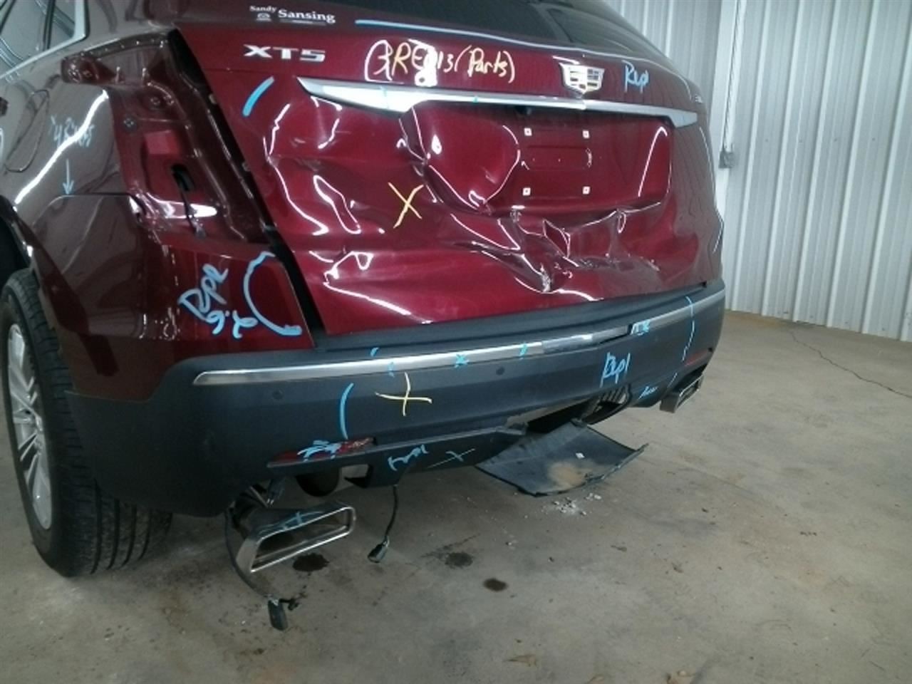 Driver Left Front Spindle/Knuckle Fits 17-24 XT5 104841825