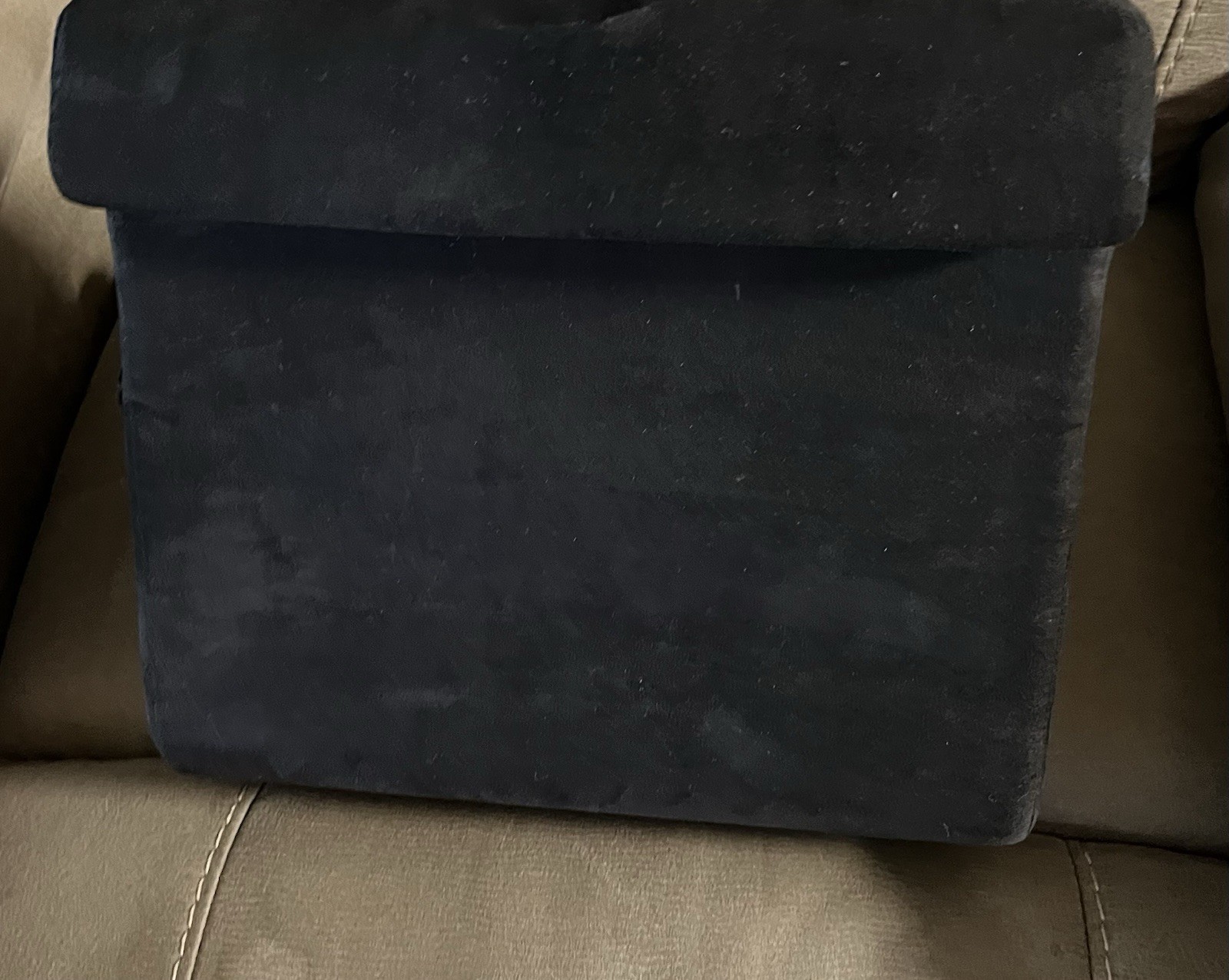 Pillow Pad Phone Or Tablet Holder Black