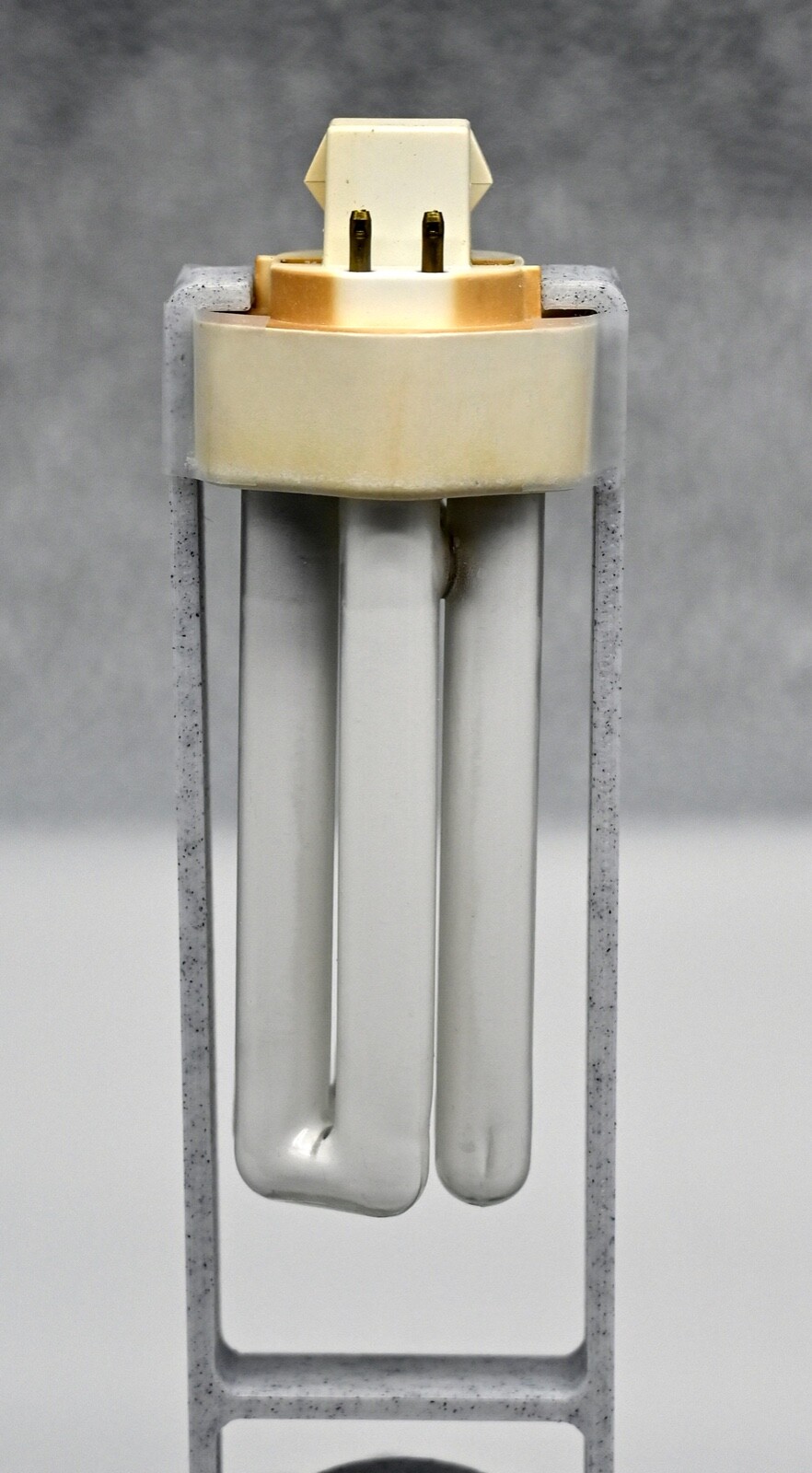 4-Pin CFL Bulb Remover