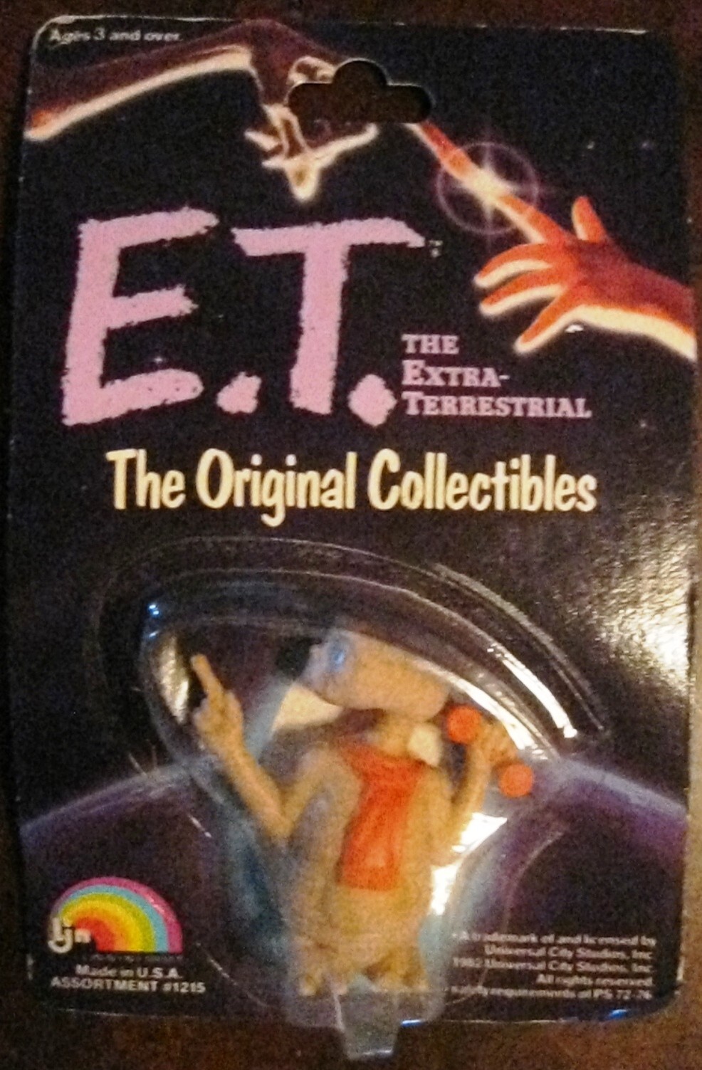 E.T. THE EXTRA-TERRESTRIAL FIGURE MOC (1982) THE ORIGINAL COLLECTIBLES