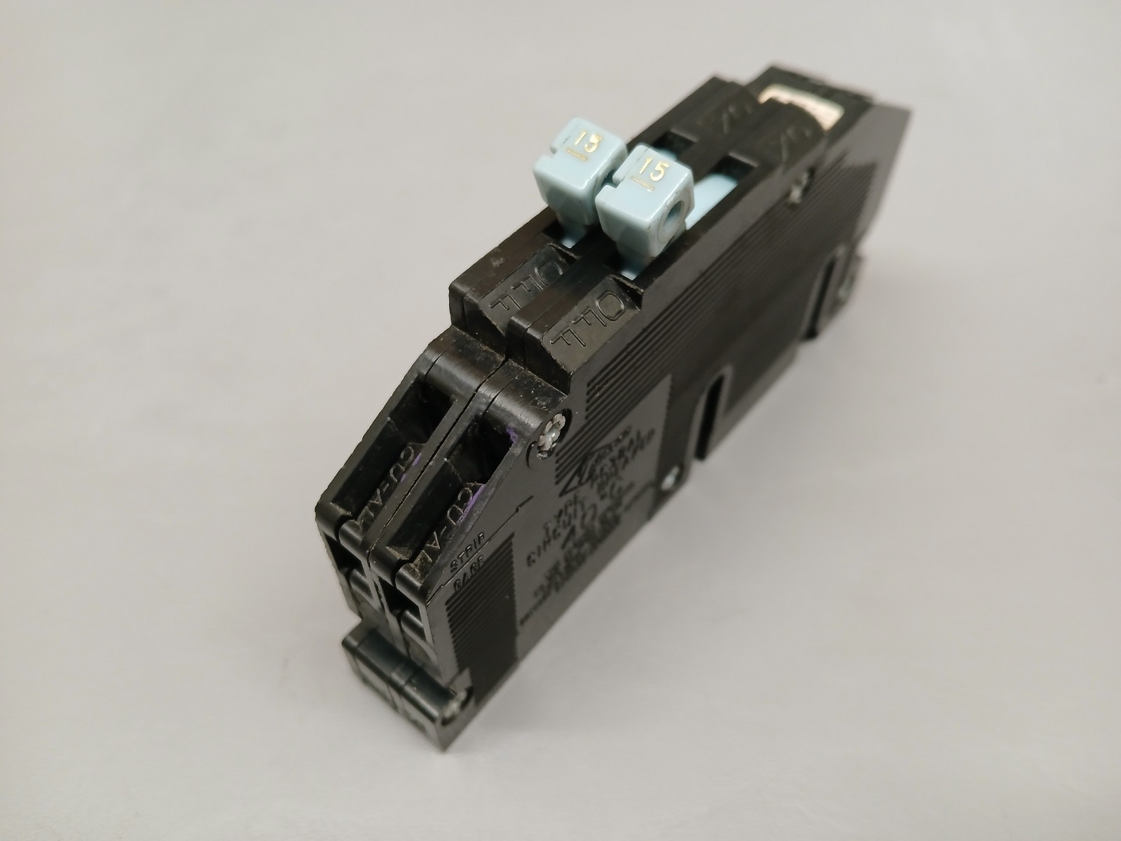 ZINSCO SYLVANIA GTE RC38-215 2 POLE 15 AMP Circuit Breaker RC38 Type