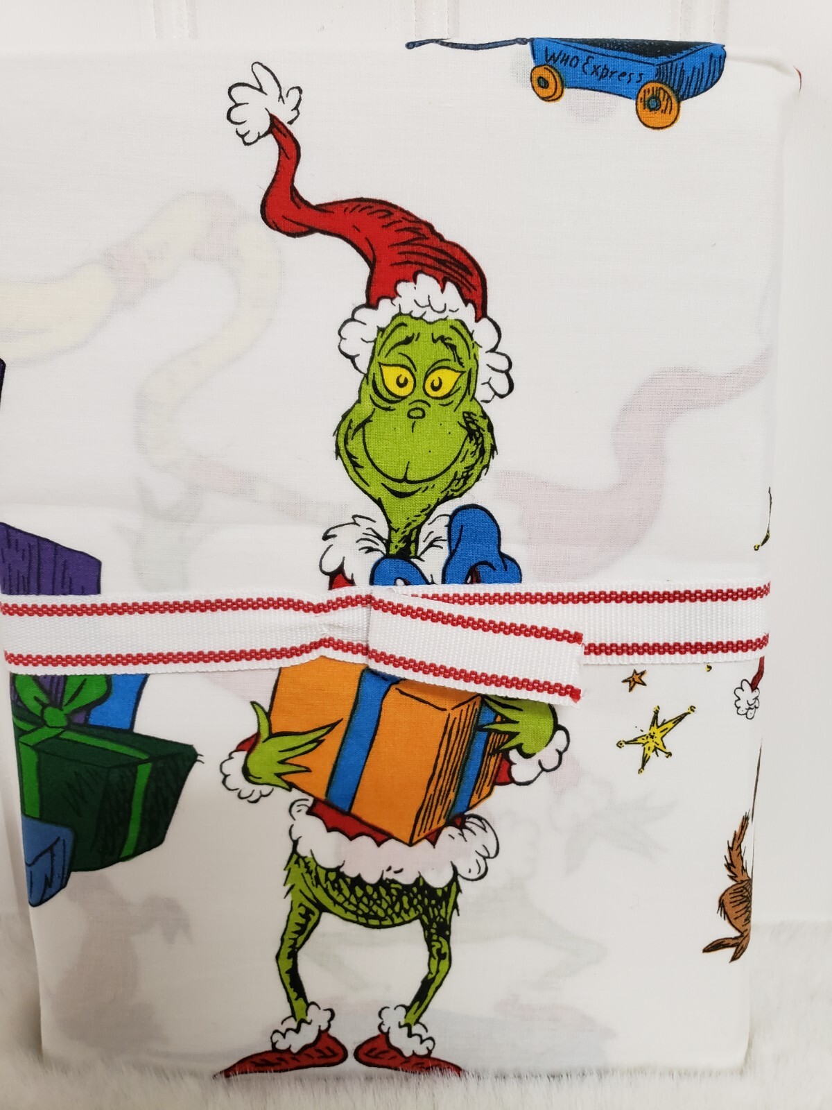 Pottery Barn Kids Dr. Seuss The Grinch & Max Organic Pillowcase Stnd White