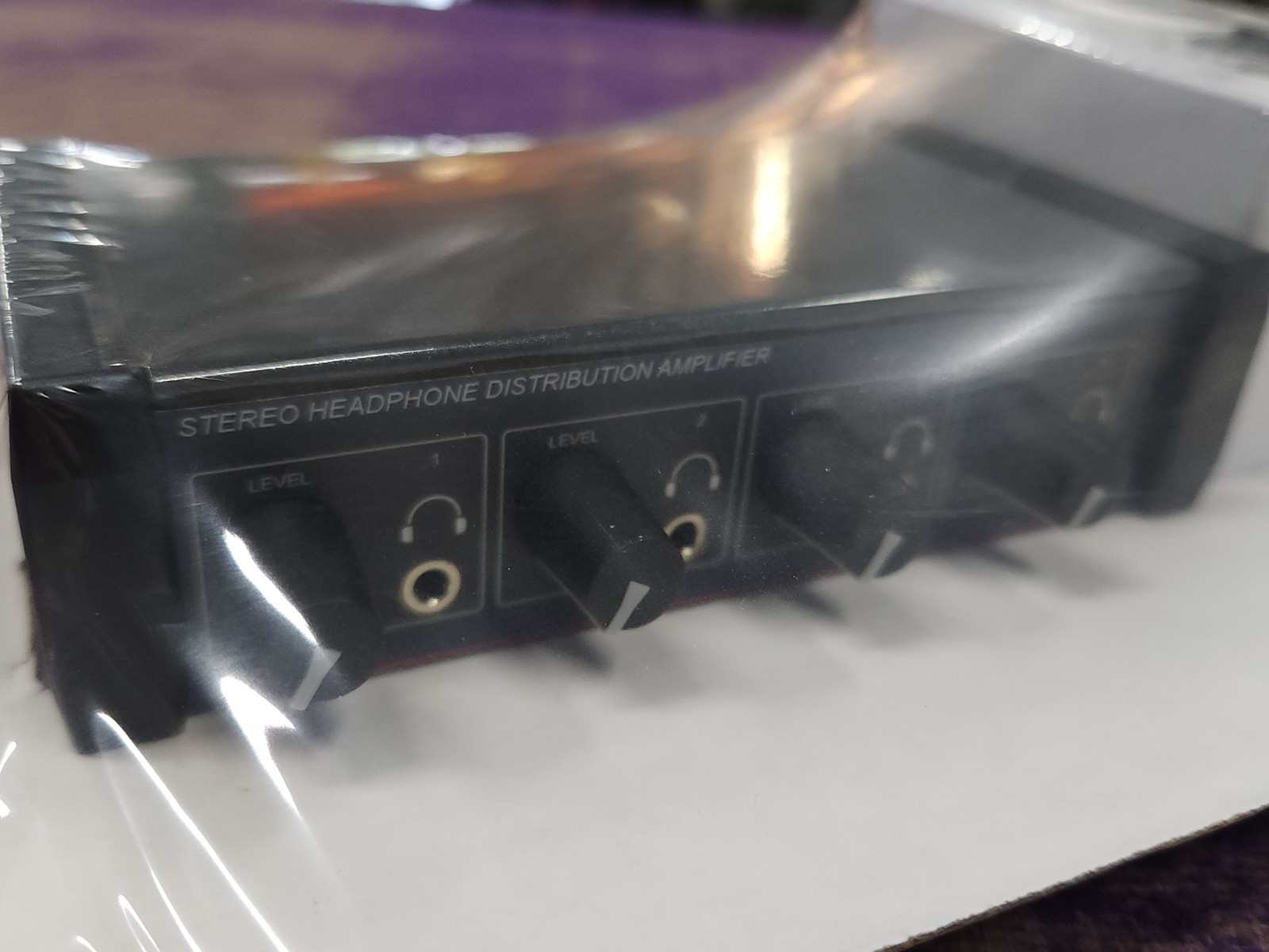 RDL EZ-HDA4A Stereo Headphone Distribution Amplifier