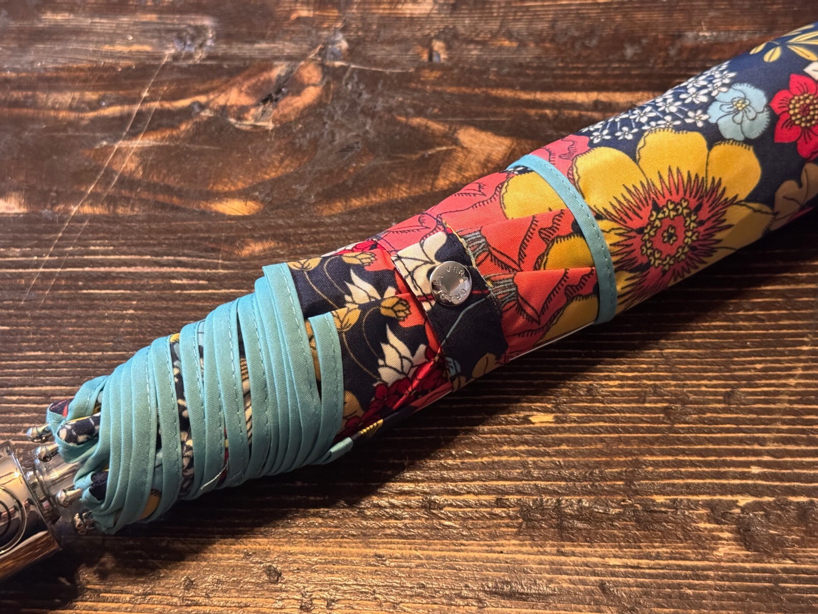 RETIRED Happy Snails Vera Bradley Multicolor Automatic Open & Close Umbrella
