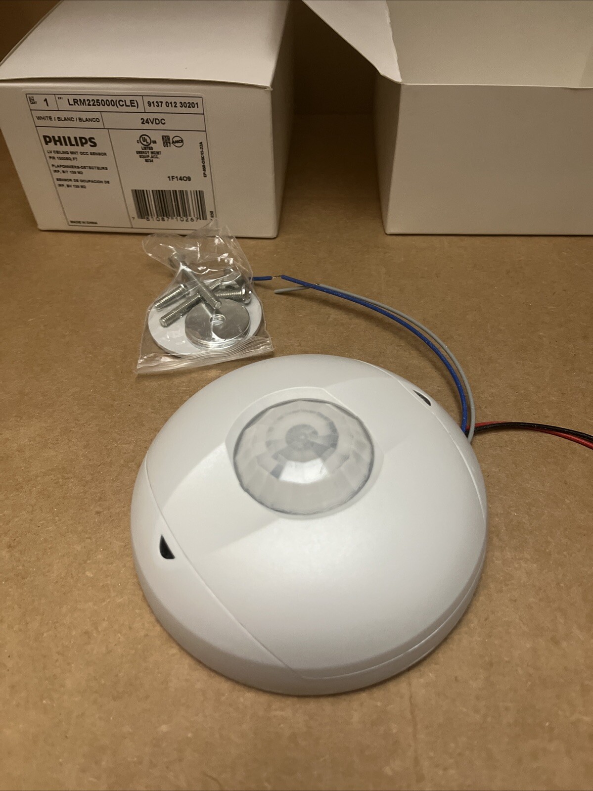 2 Phillips Ceiling Occupancy Motion Sensors 360 24 VDC NIB & (1) Power Pack