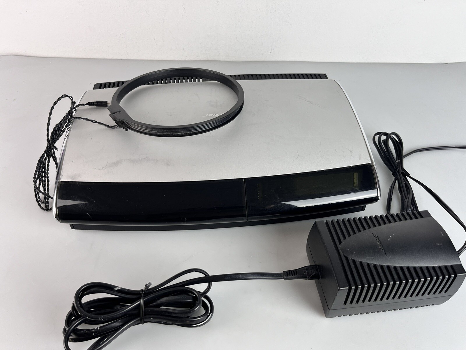 Bose AV28 Lifestyle 28 Media Center CD DVD Player