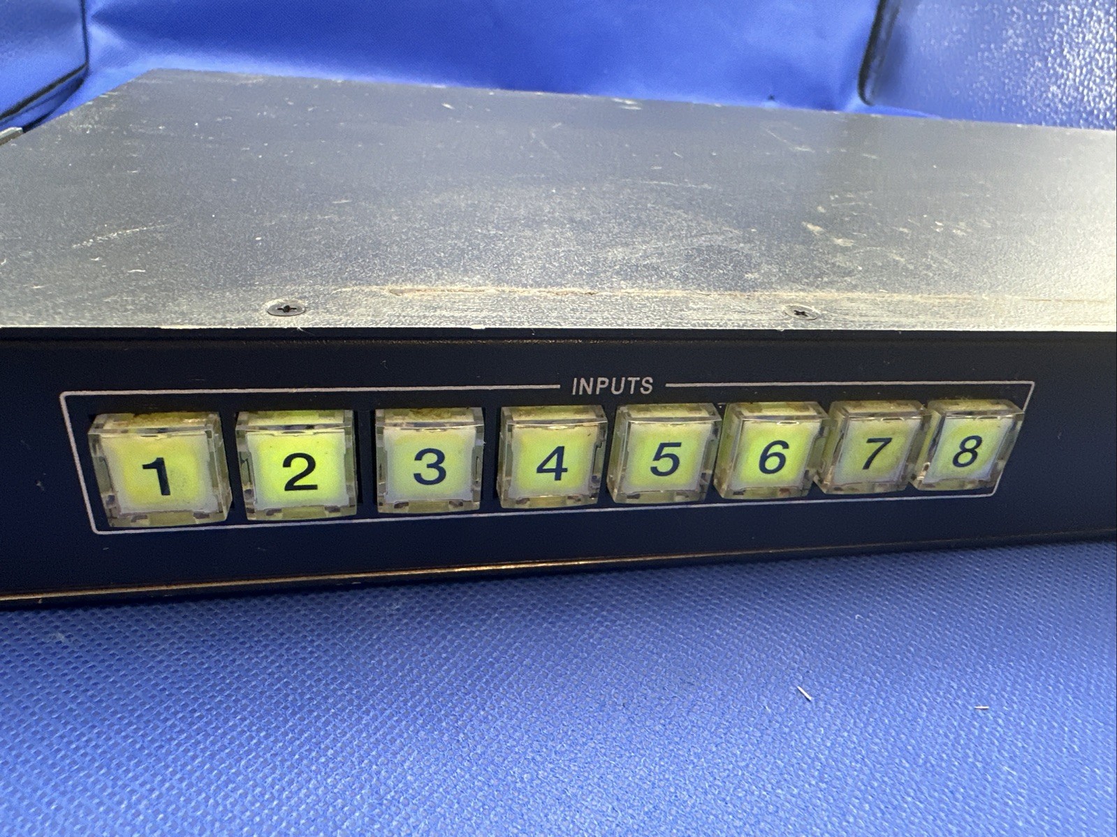 Extron IN1608 DTP 330 Extension Scaling Presentation Switcher