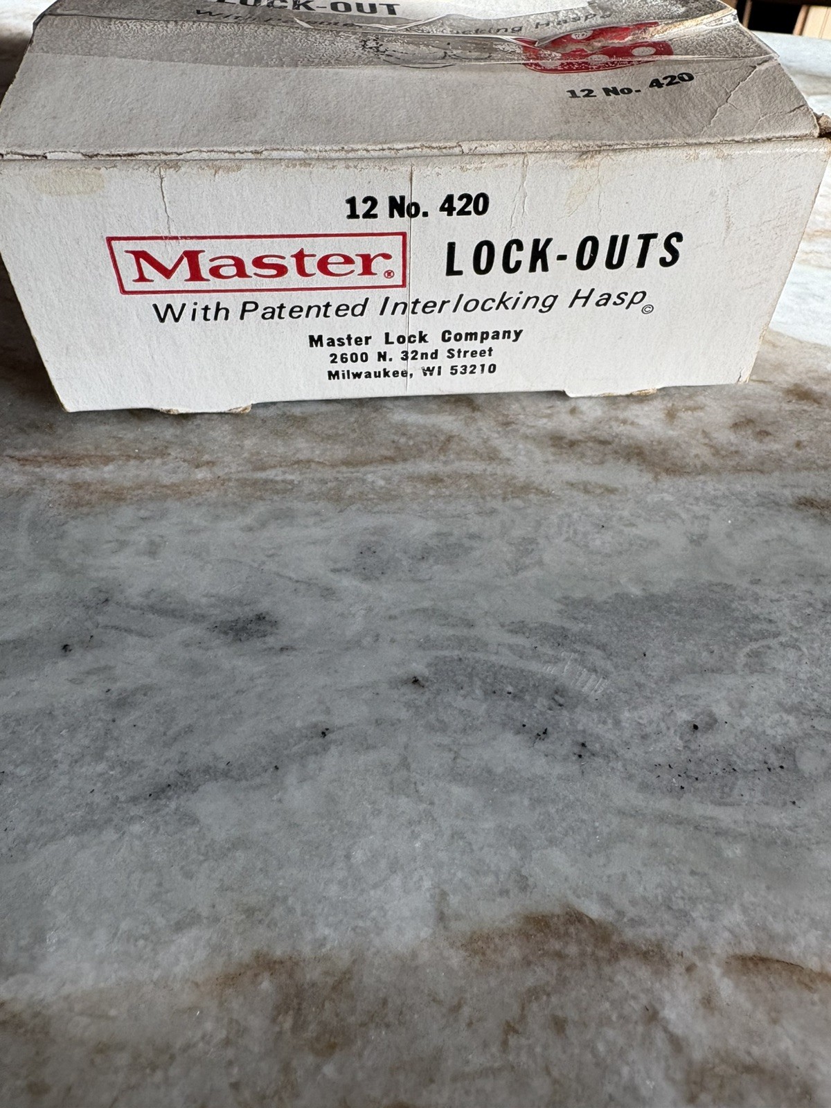 Vintage Master Lock - Lock-out In Interlocking Hasp 12 Total No.420