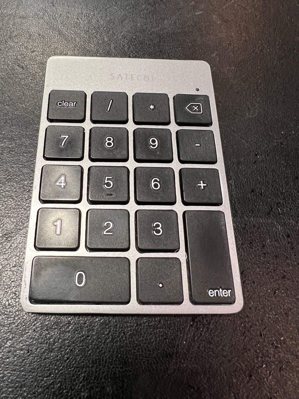 Satechi Bluetooth Wireless Numeric Keypad Windows, Mac -ST-SALKP
