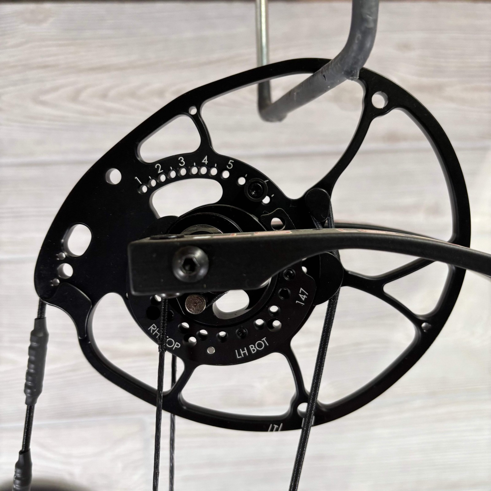 Darton Sequel 31 ST2 60lb RH Green