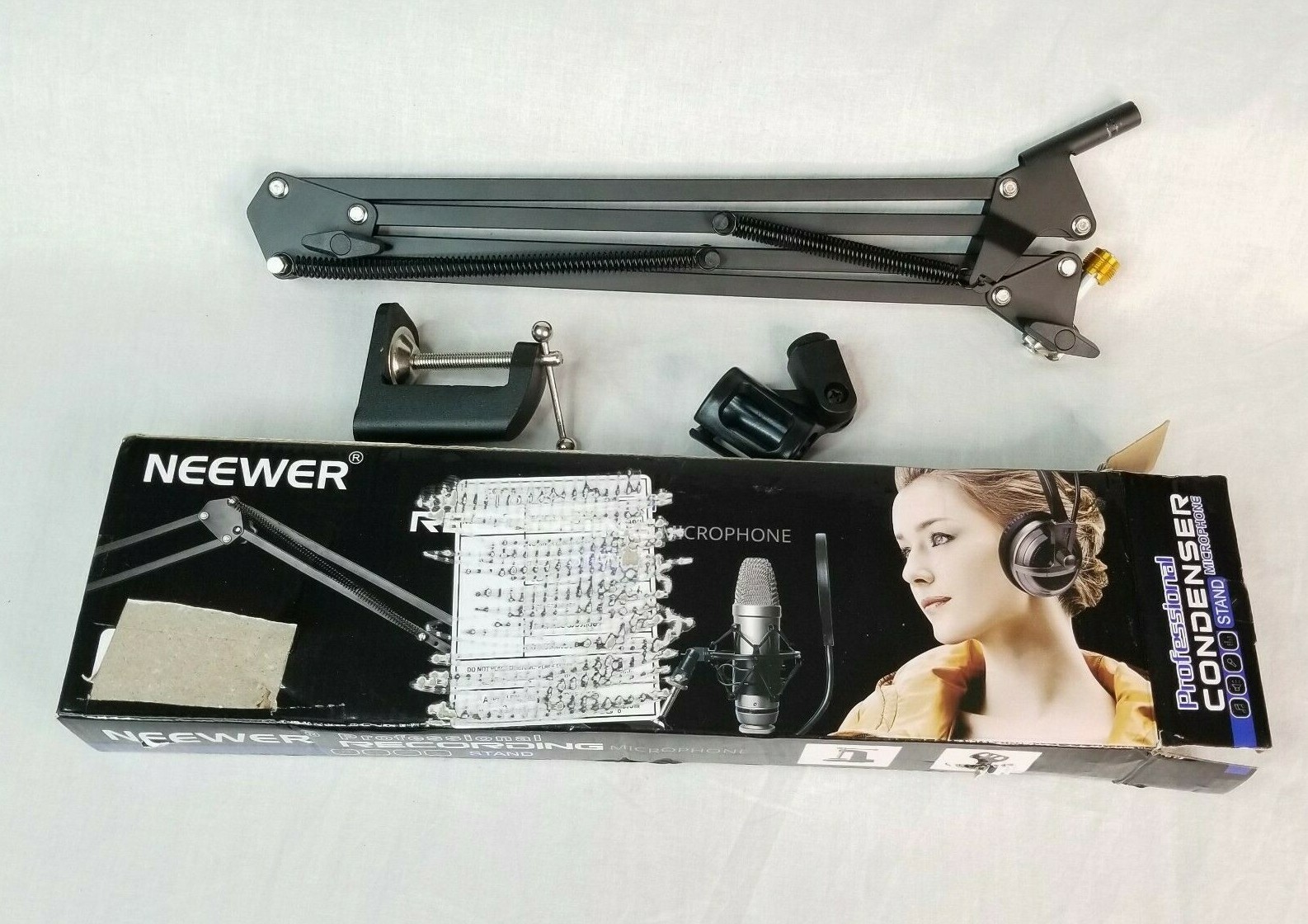 New Open Box Neewer Professional Recording Microphone Stand
