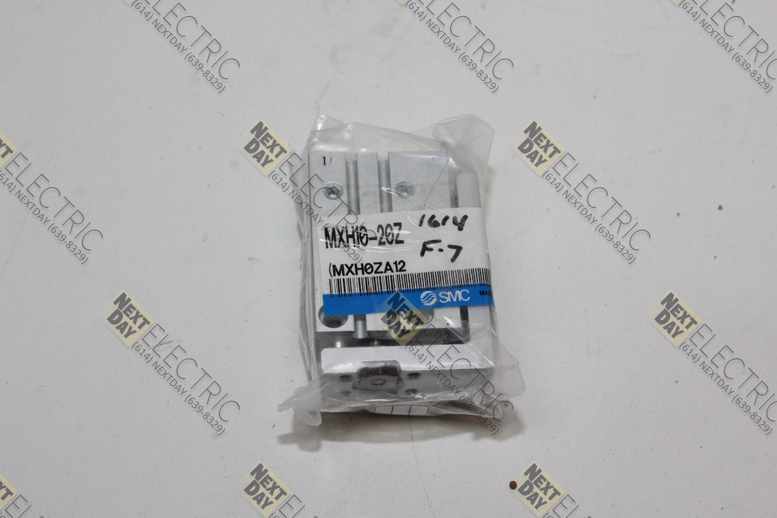 SMC, MXH10-20Z, Compact Pneumatic Air Guided Cylinder High Rigidity Slide Table