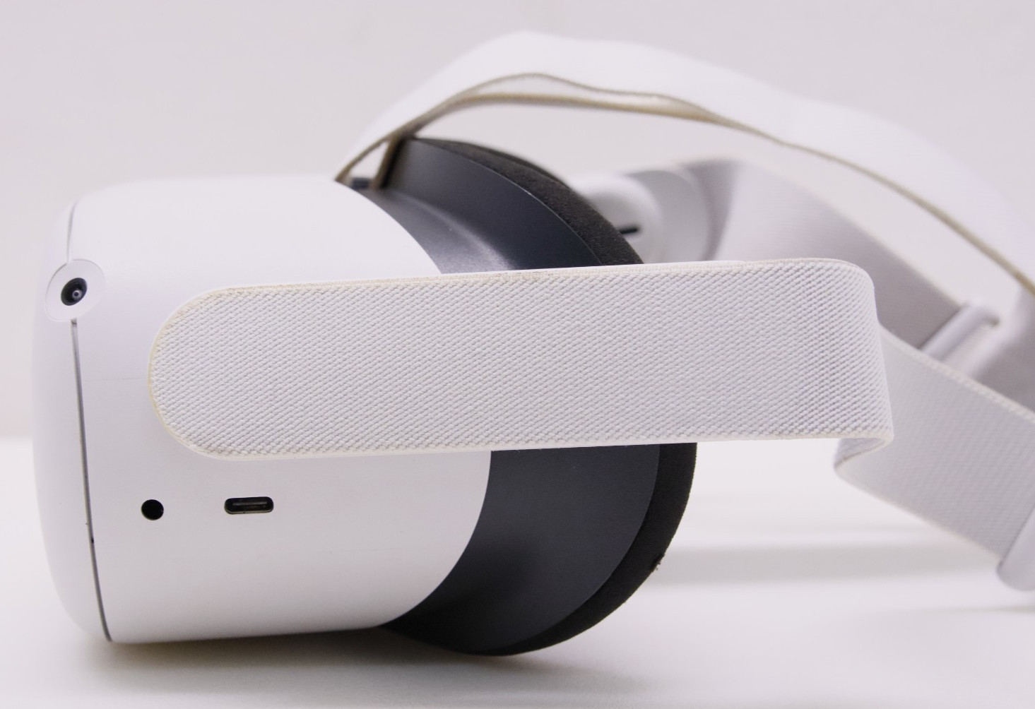 Meta Oculus Quest 2 128GB Standalone VR Headset - TESTED