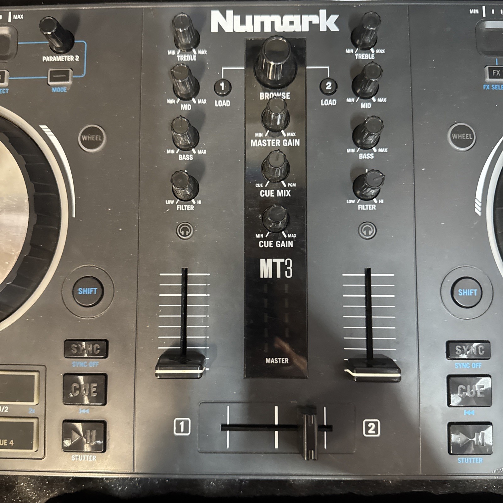Numark Mixtrack 3 MT3 All-in-One DJ Controller And Case Only