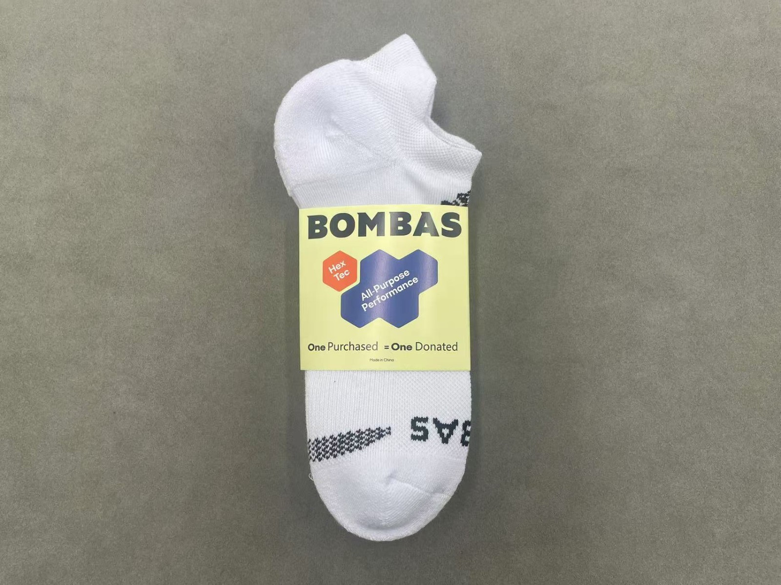4 pairs BOMBAS Men's Running Ankle socks Size Large 9-13 white
