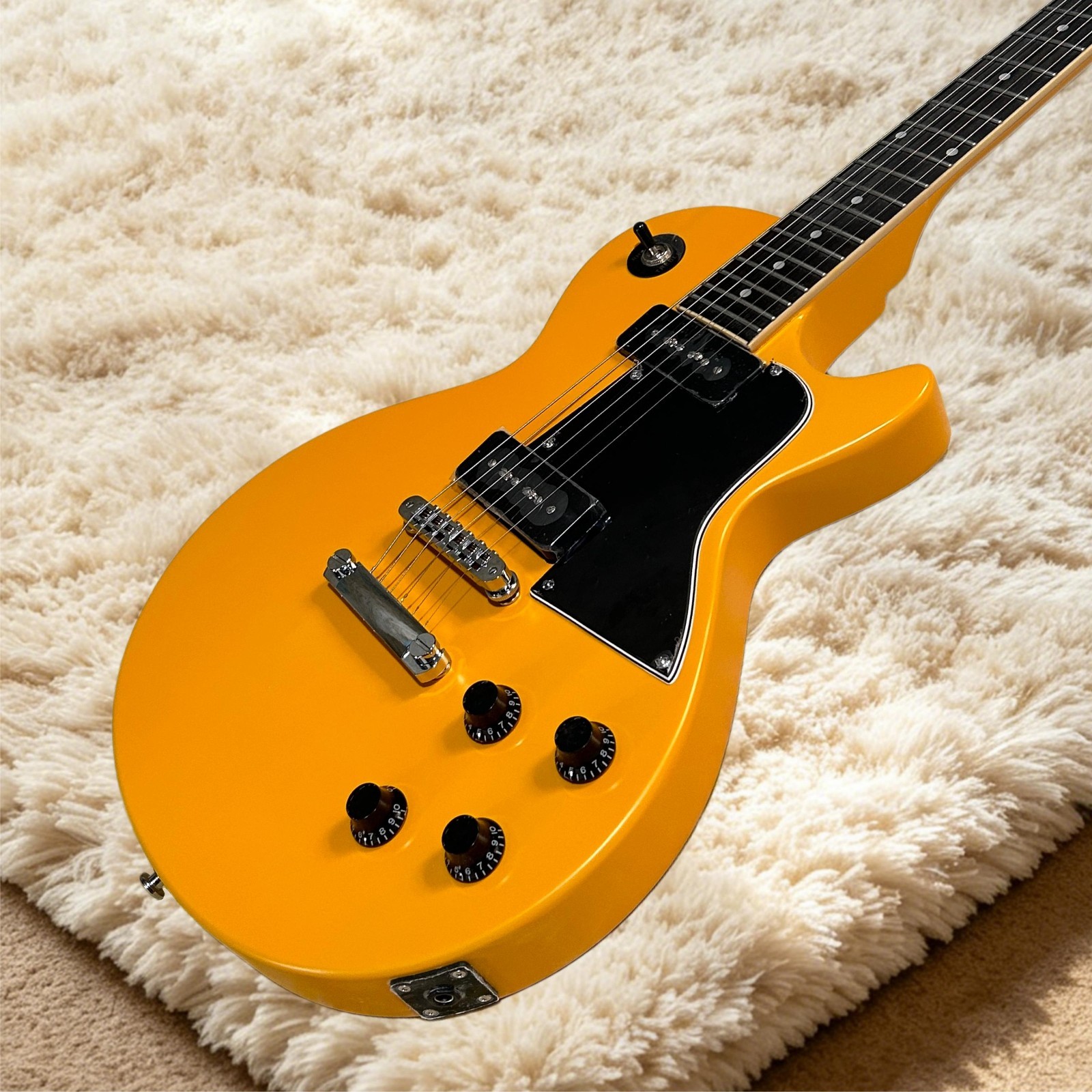 Electric Guitar Yellow Color Matte Finish Rosewood Fretboard ABR-1 Bridge