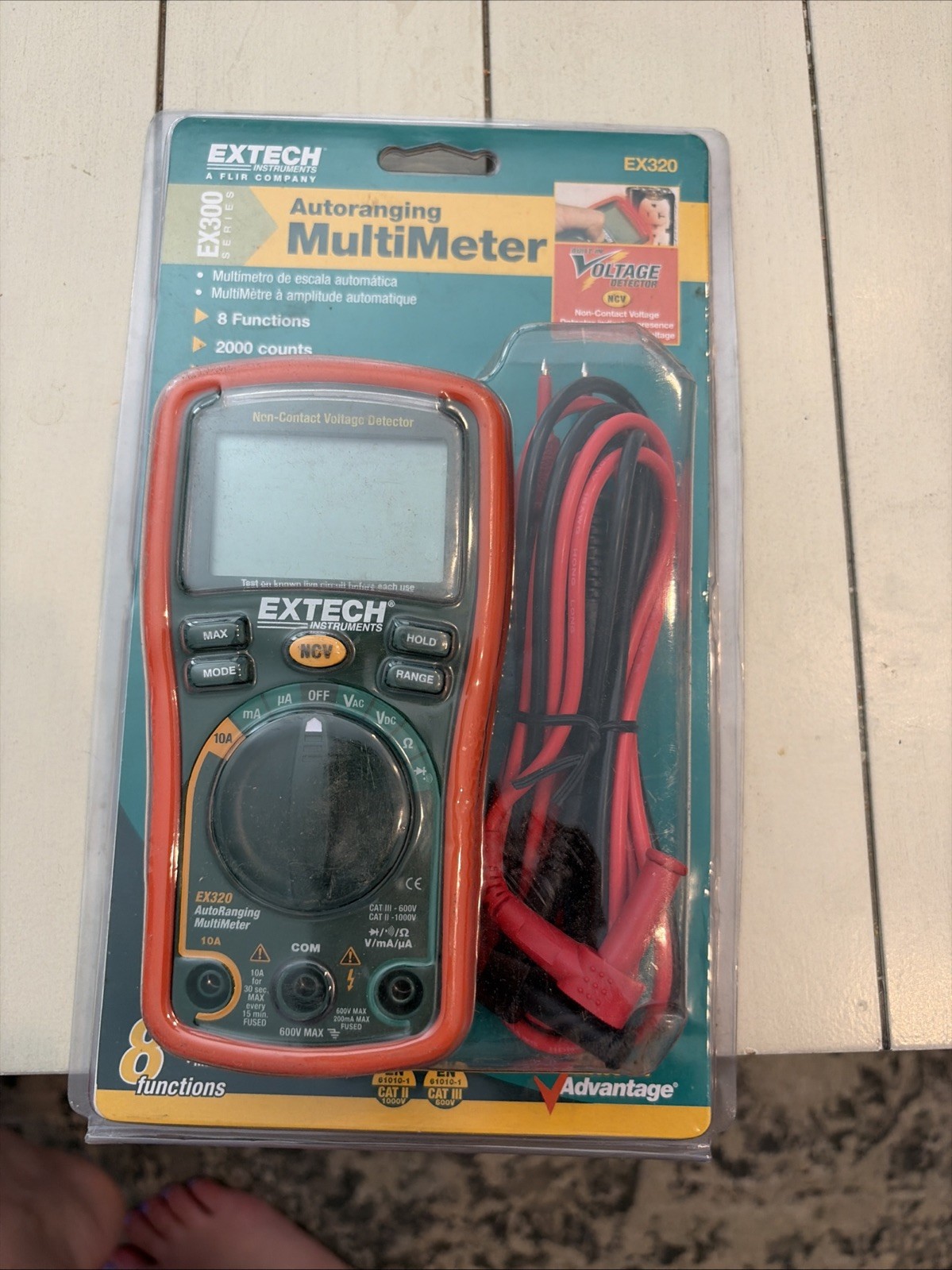 New In Package Extech EX300 Auto Ranging Multimeter 600V AC