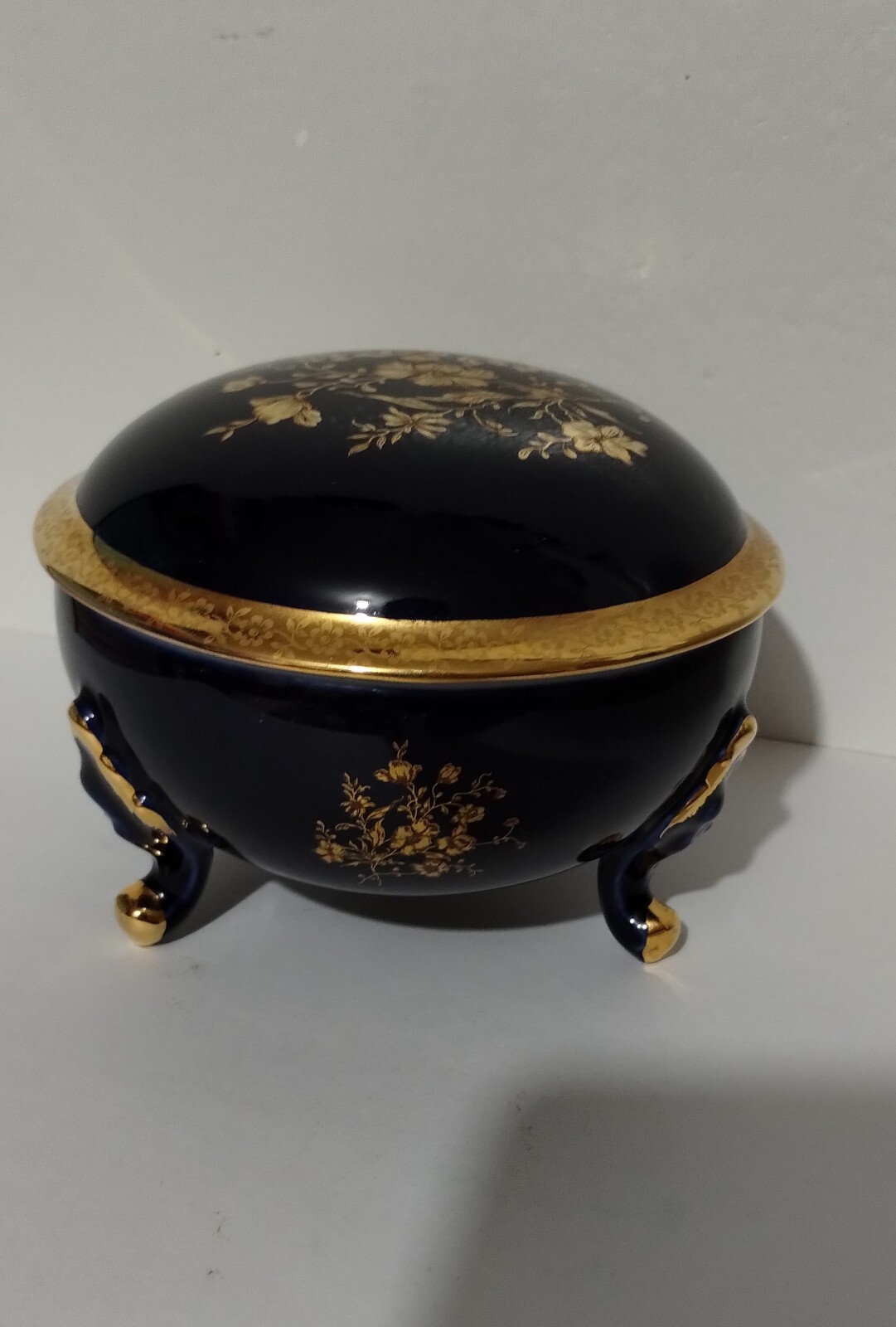 MID CENTURY - VINTAGE LIMOGES FRANCE TRINKET BOX 6"×4"