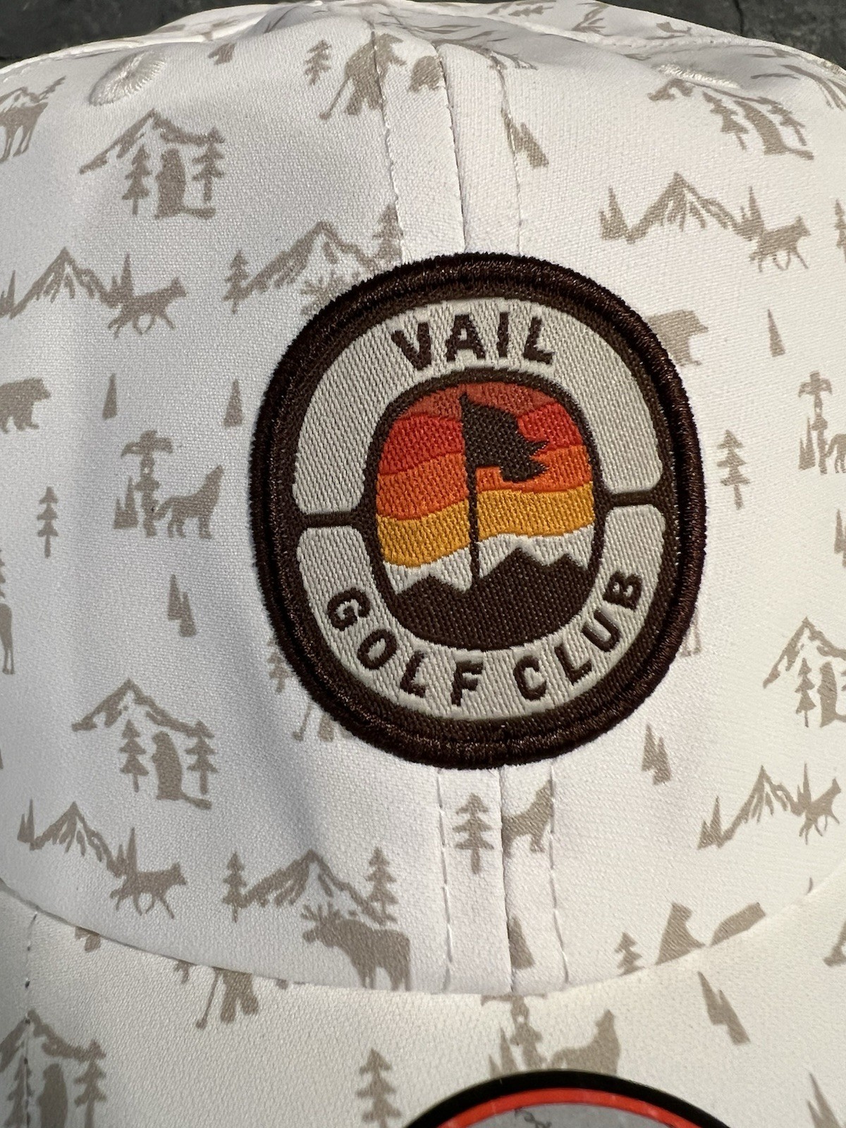 Vail Golf Club Logo Hat~ Light Tan ~ With Wildlife All Over It! ~ NEW