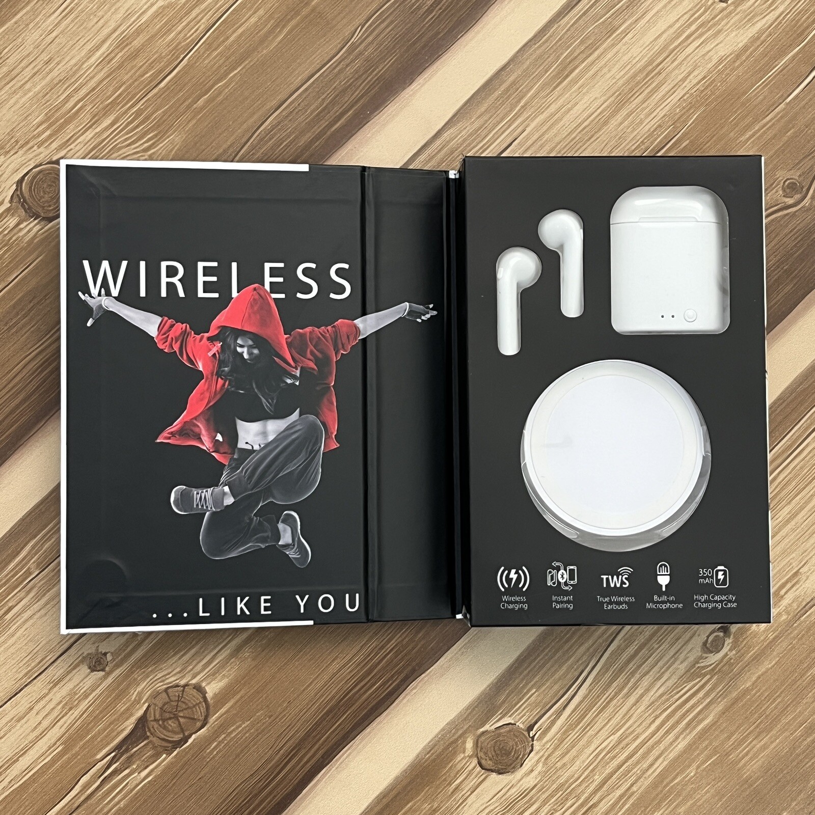 Bluestone Echo TWS4-WH Bluetooth Earbuds with Wireless Charging Pad