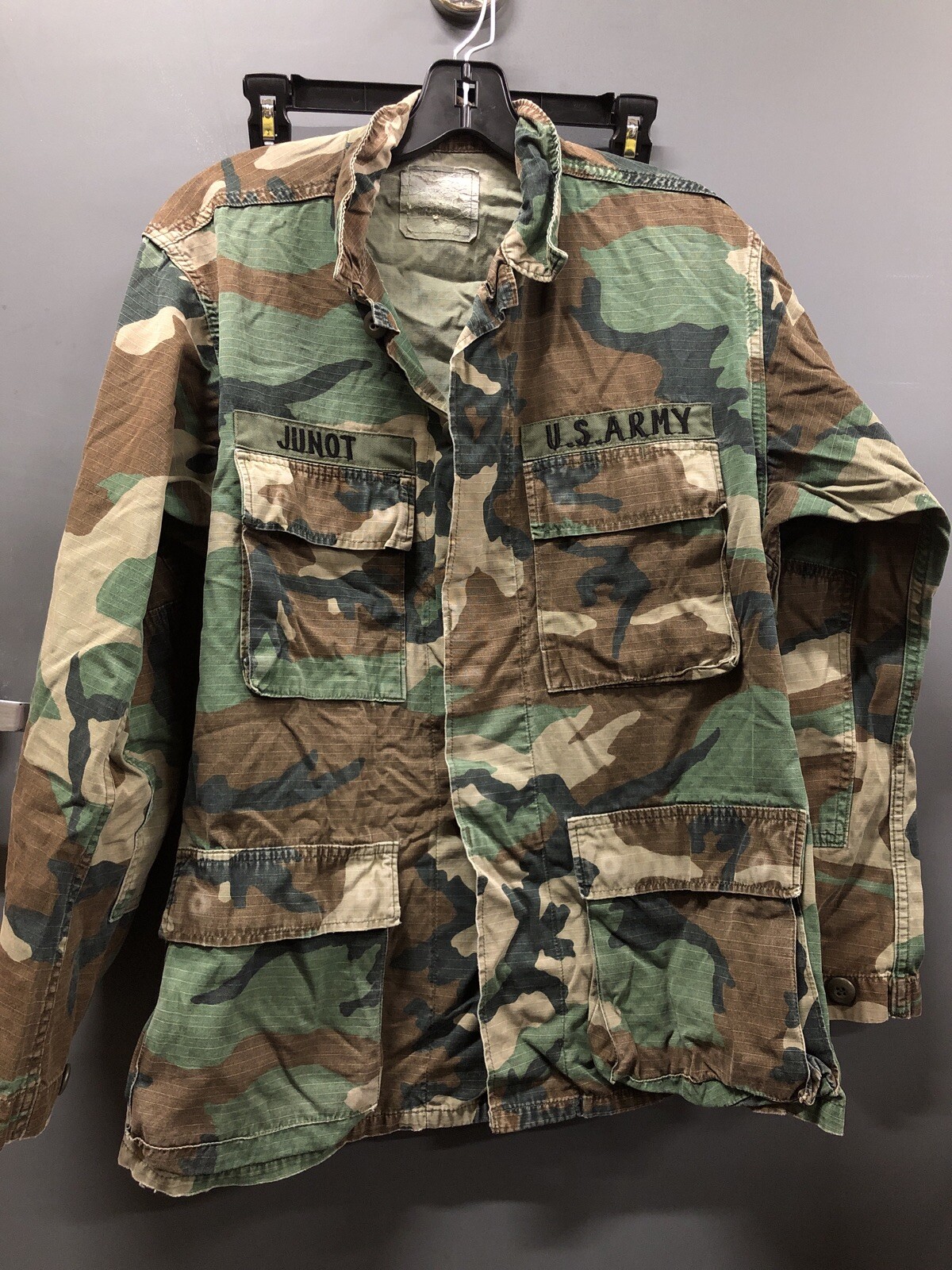 U.S. Army Woodland Blouse Size Small- Regular