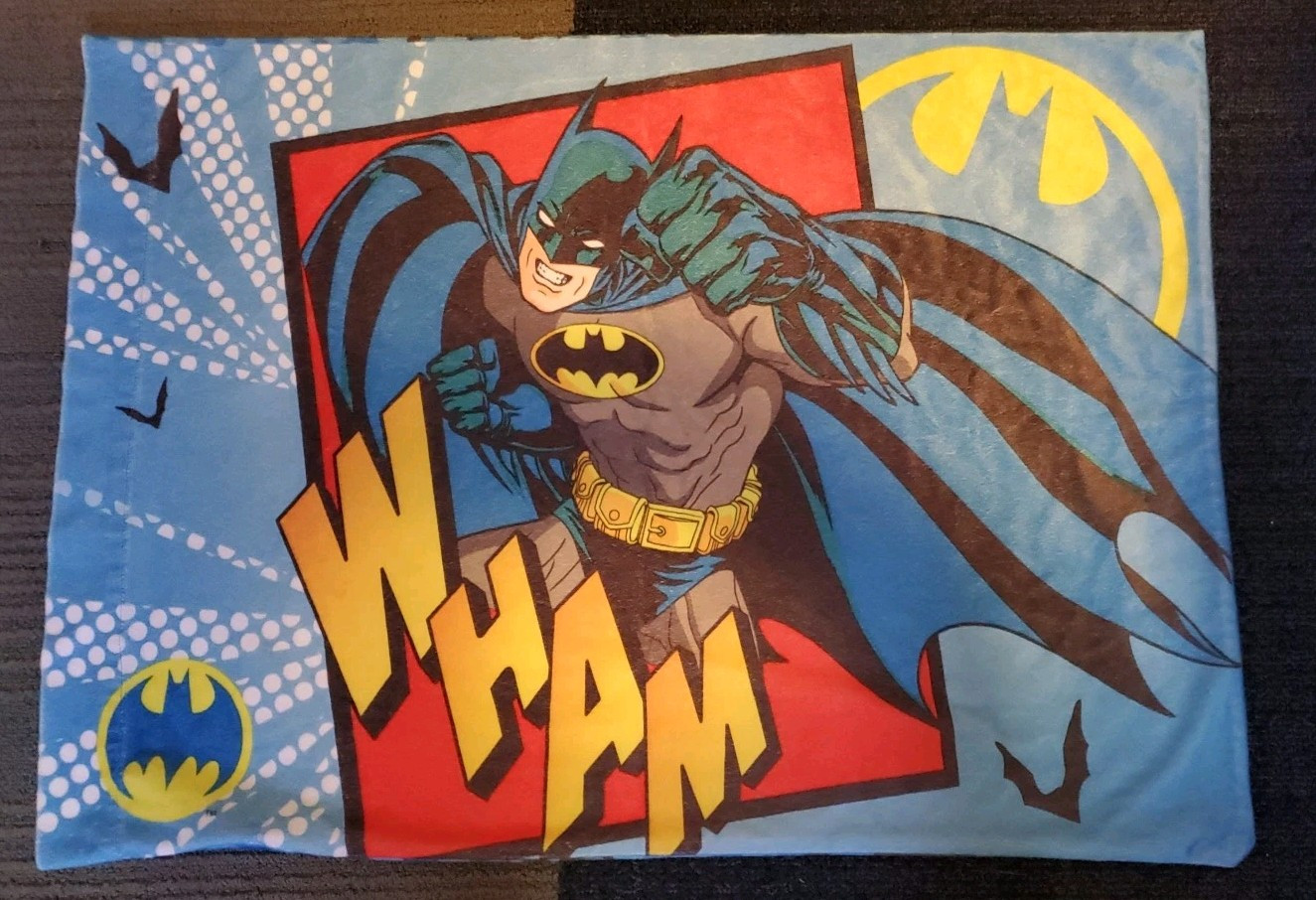 Standard Pillow Cases Set 2 DC Comics Batman Double Sided  Fuzzy Synthetic Child