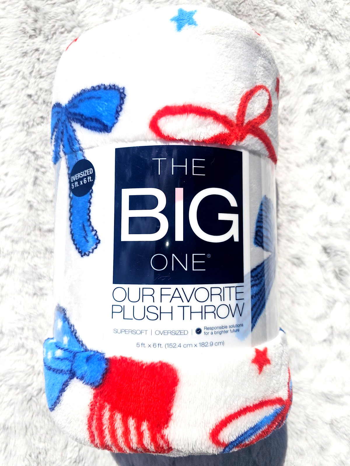 NEW! The Big One Oversized Throw - American Bows Red White Blue on White Blanket