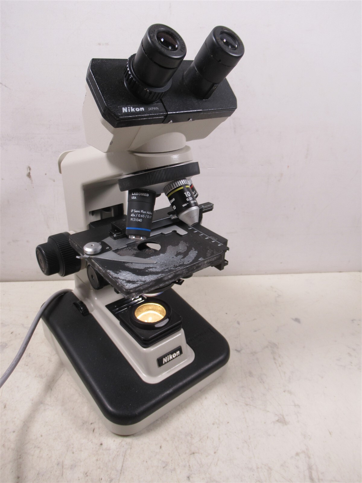 Nikon YS2-T Alphaphot Binocular Microscope w/ Eyepieces & 3 Objective Lenses