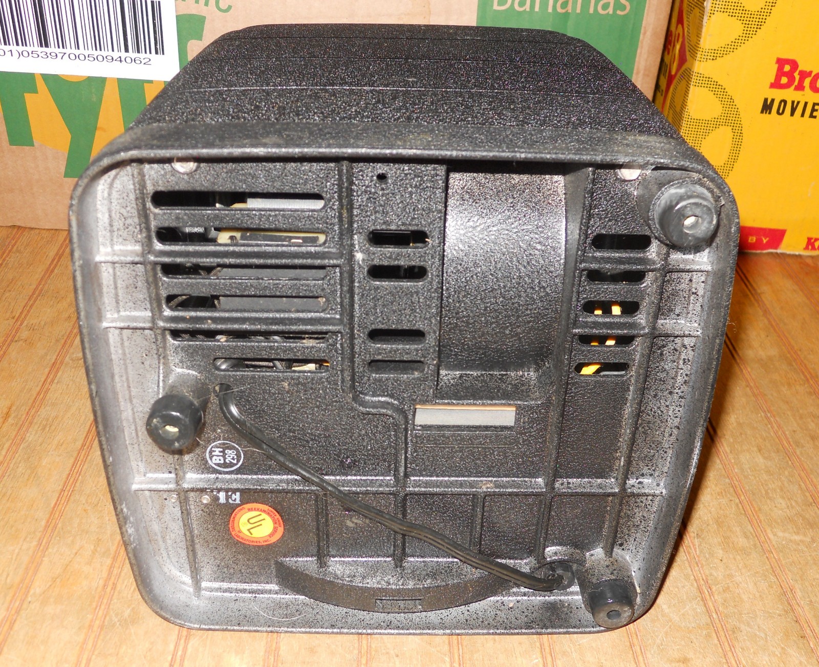 Vintage Bell & Howell Auto Load Projector Model 256 as-is