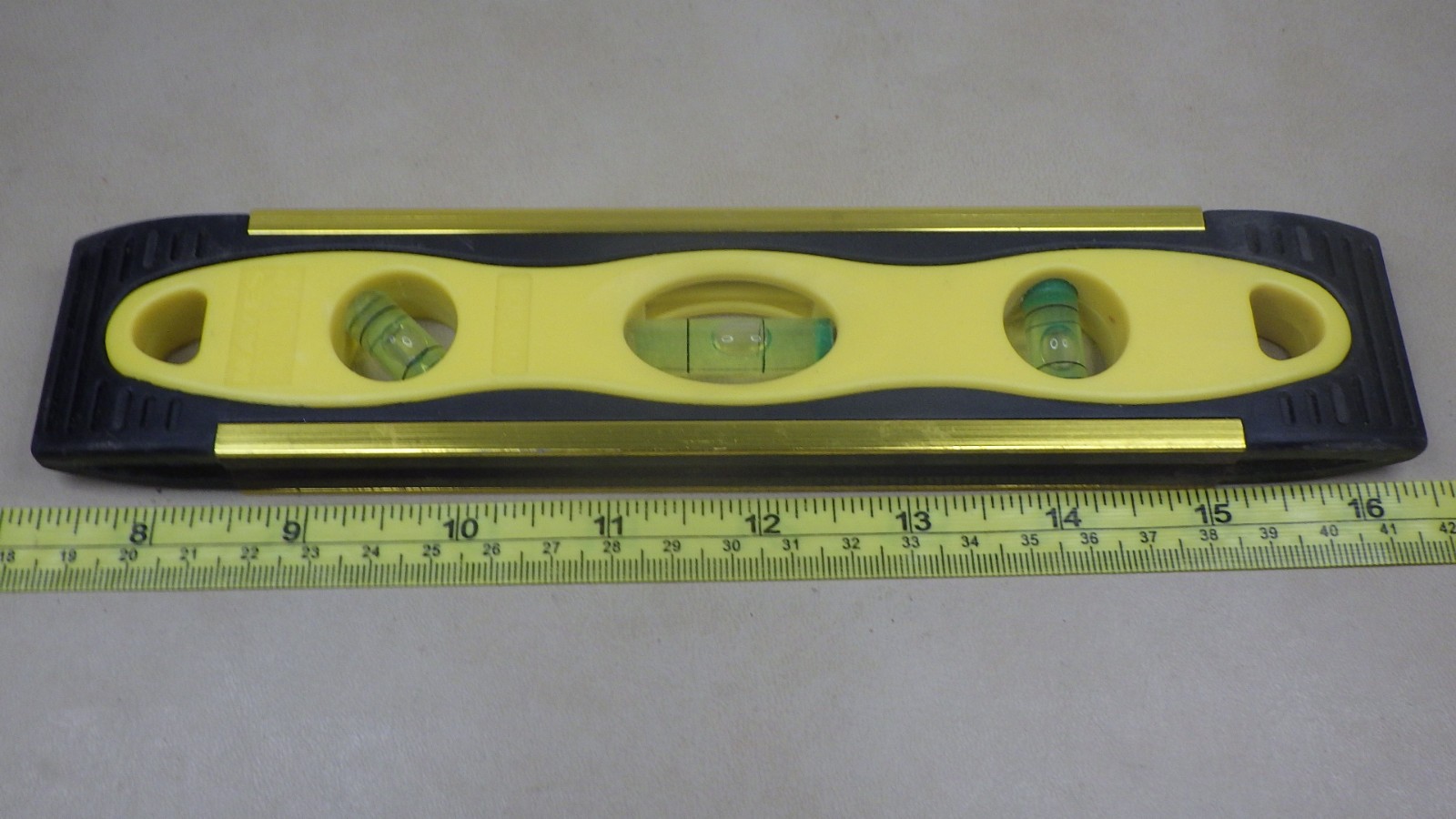 Mayes Super-Cede No 10790 Magnetic Level