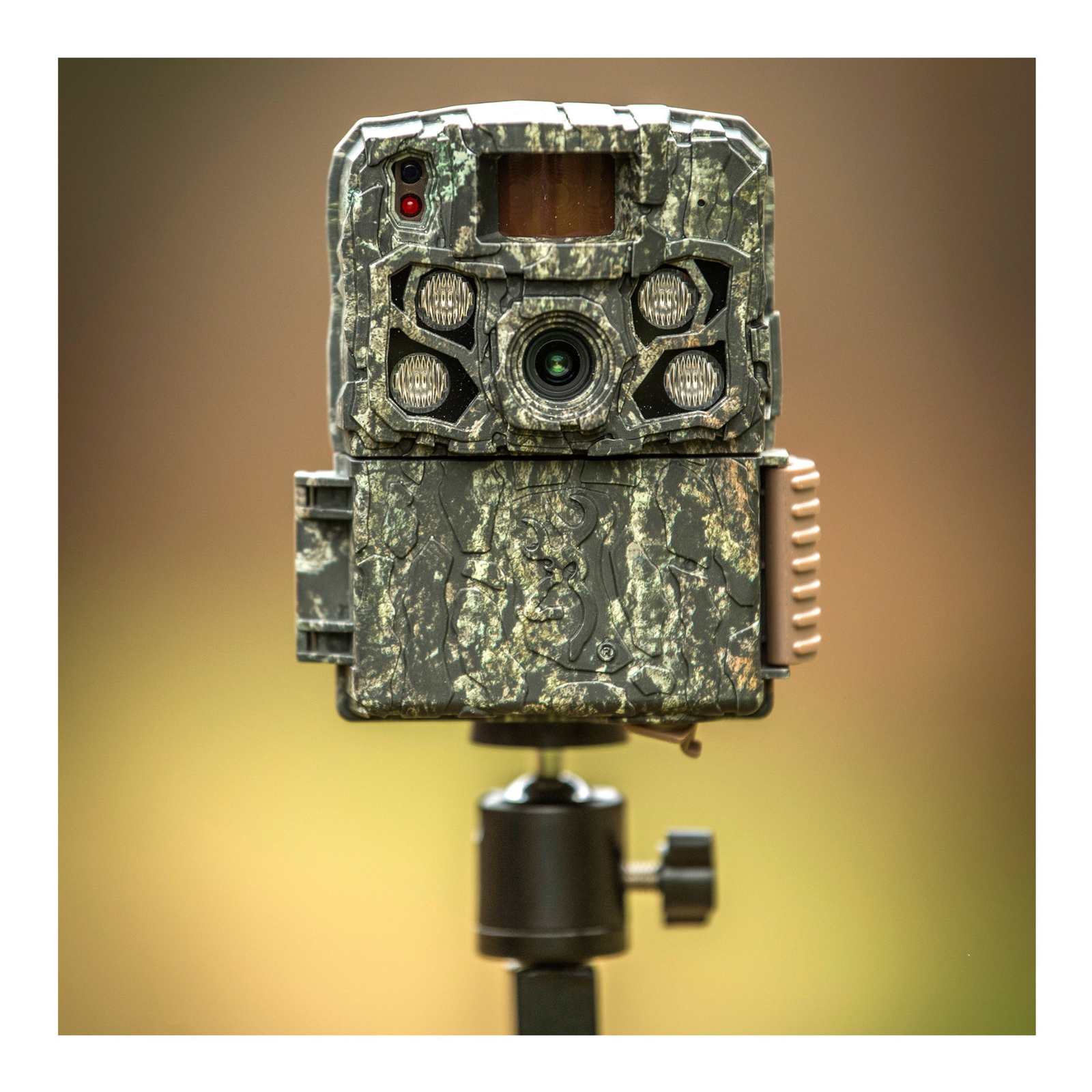 Browning Trail Camera - Strike Force FHDR 40MP Trail Camera Bundle